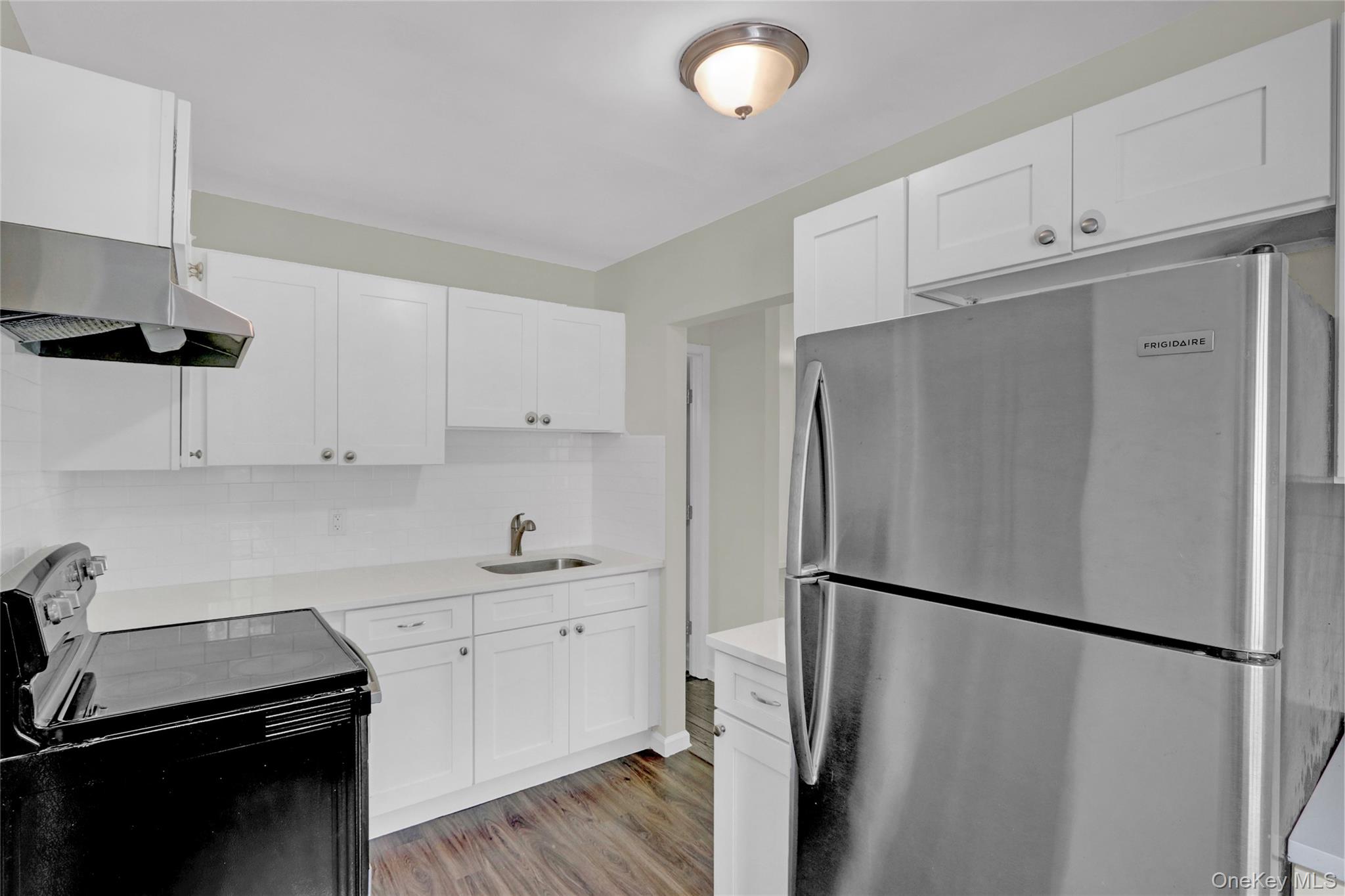 299 S River Road, Calverton, NY 11933