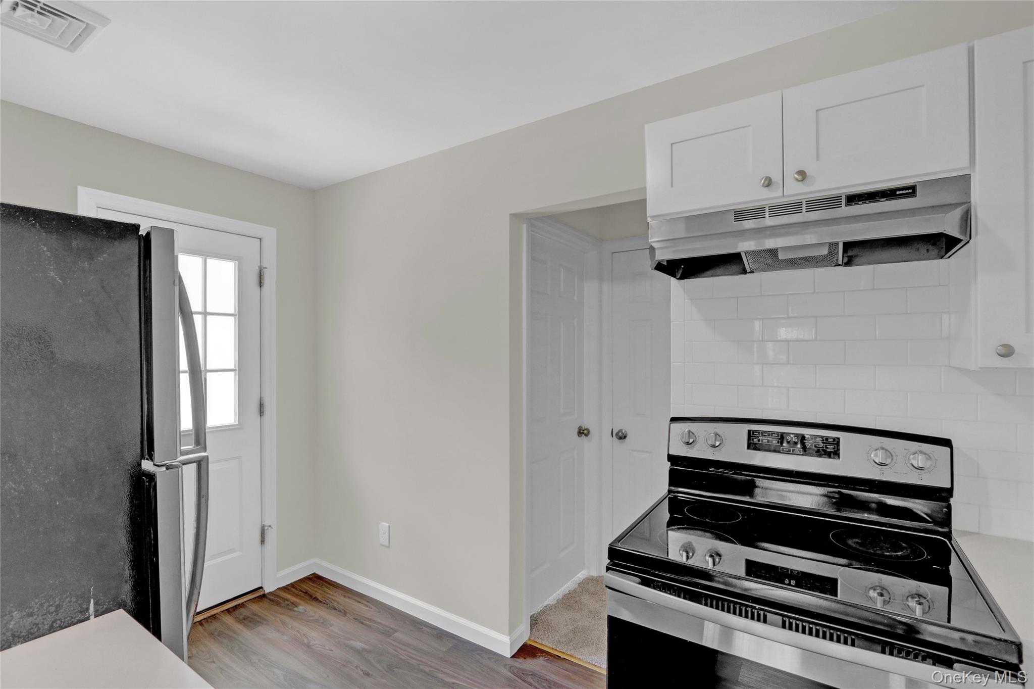 299 S River Road, Calverton, NY 11933