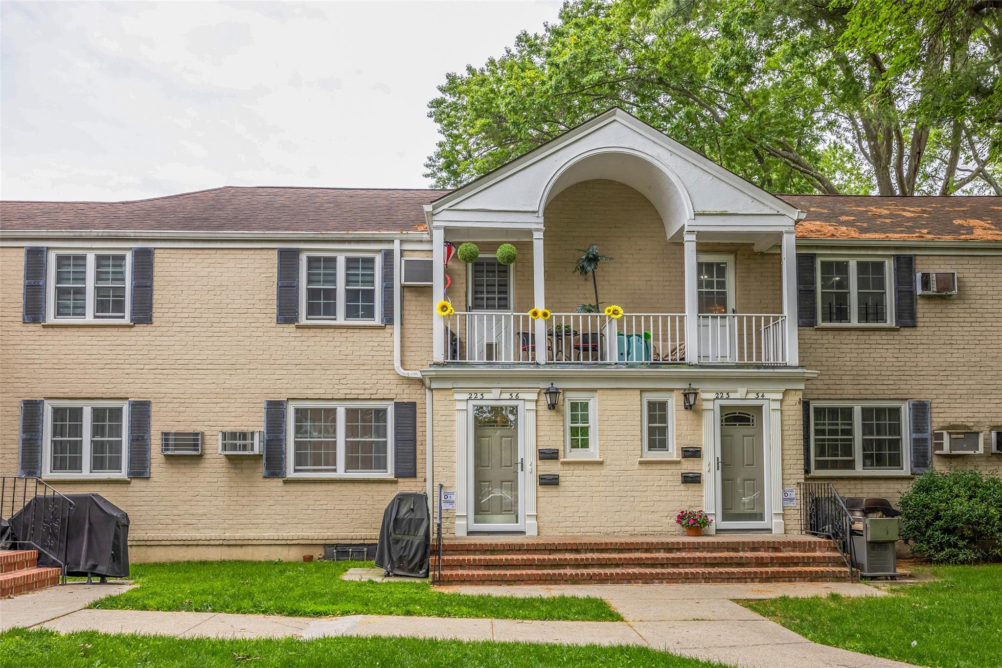 223-36 65th Avenue # 2A, Bayside, NY 11364