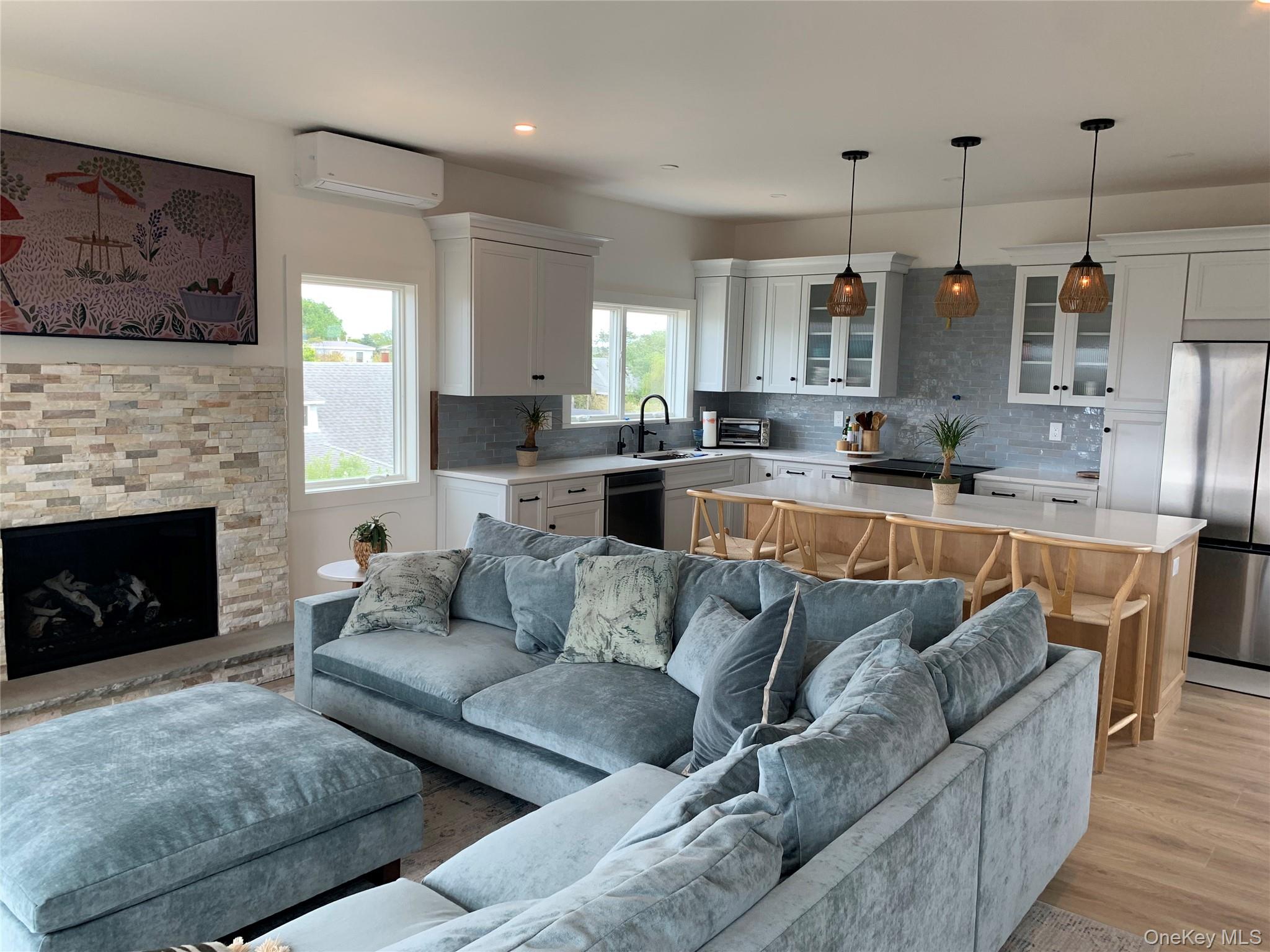 7 Atlantic Avenue, Seaview, NY 11770