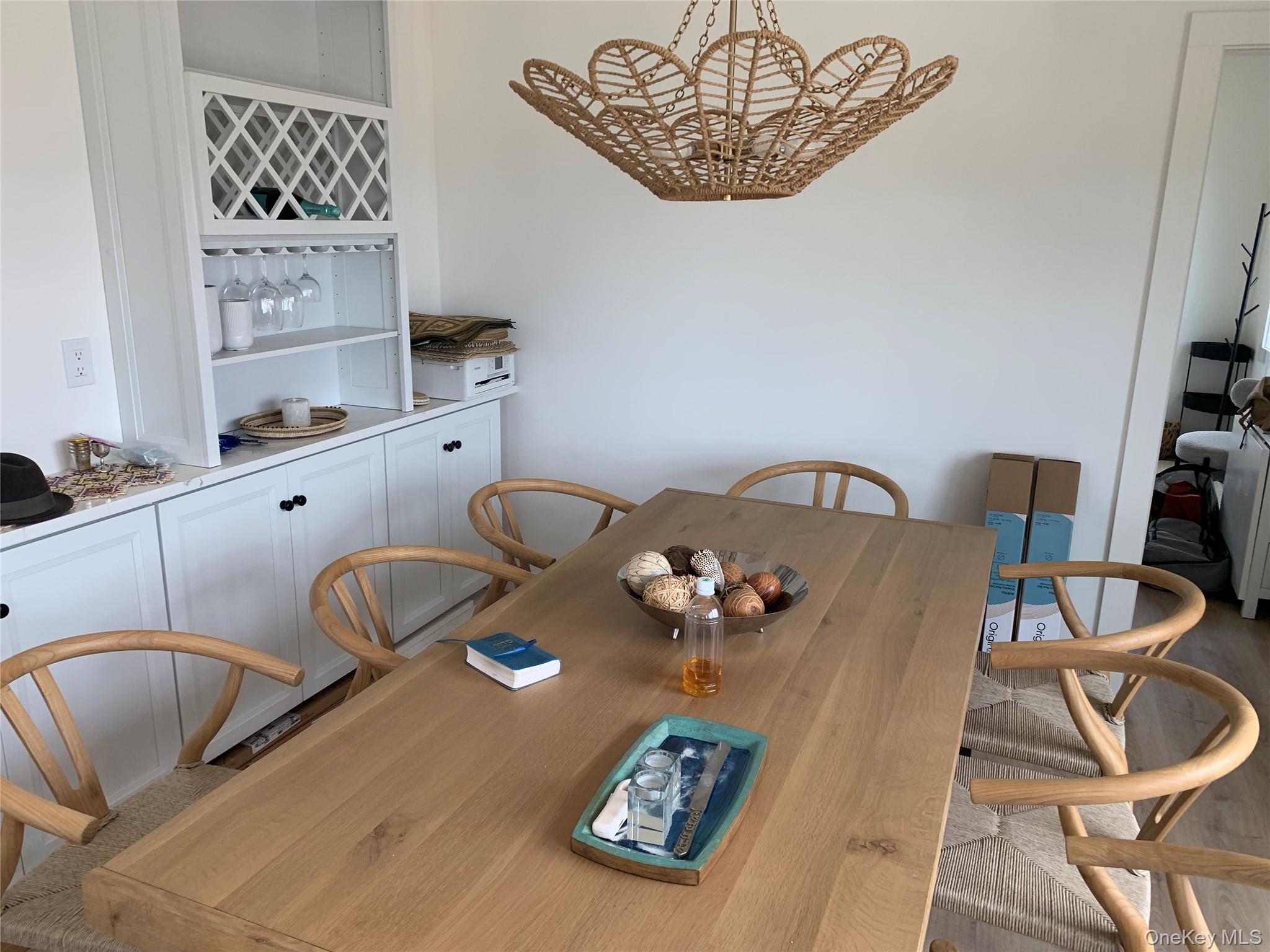 7 Atlantic Avenue, Seaview, NY 11770