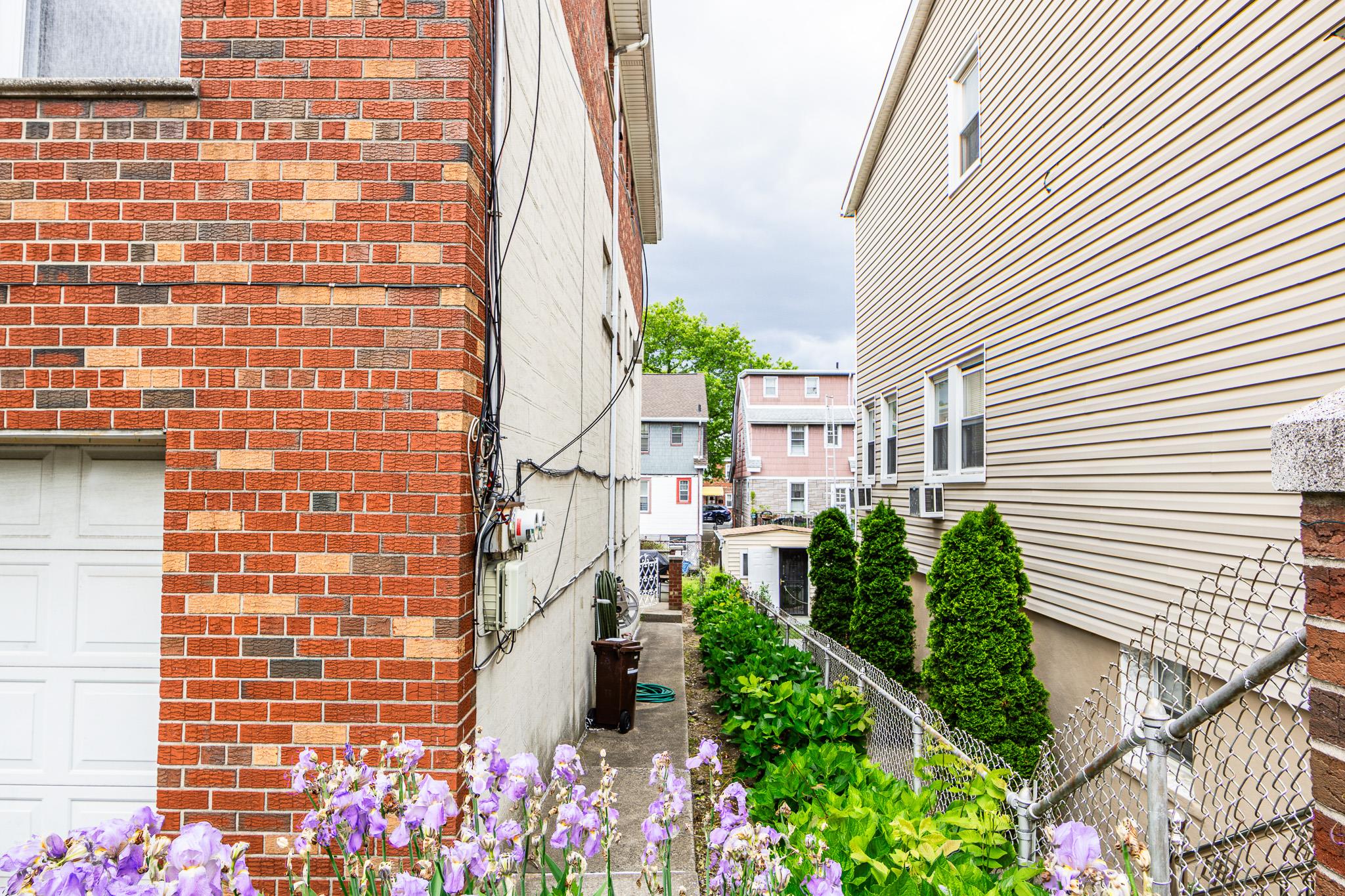 1925 Bogart Avenue, Bronx, NY 10461