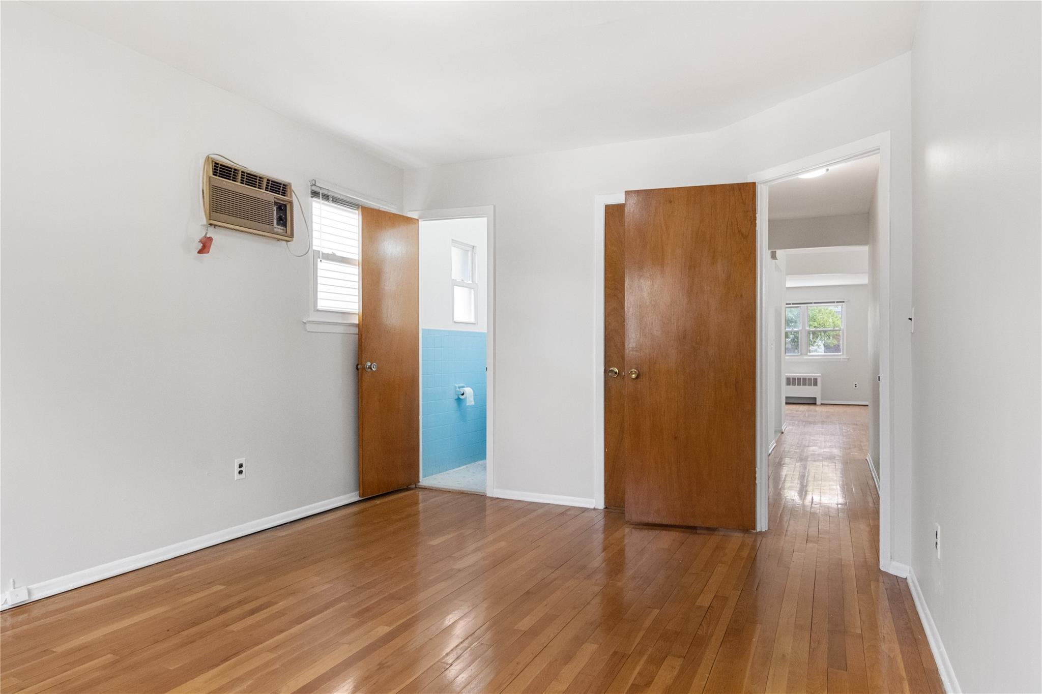 1925 Bogart Avenue, Bronx, NY 10461