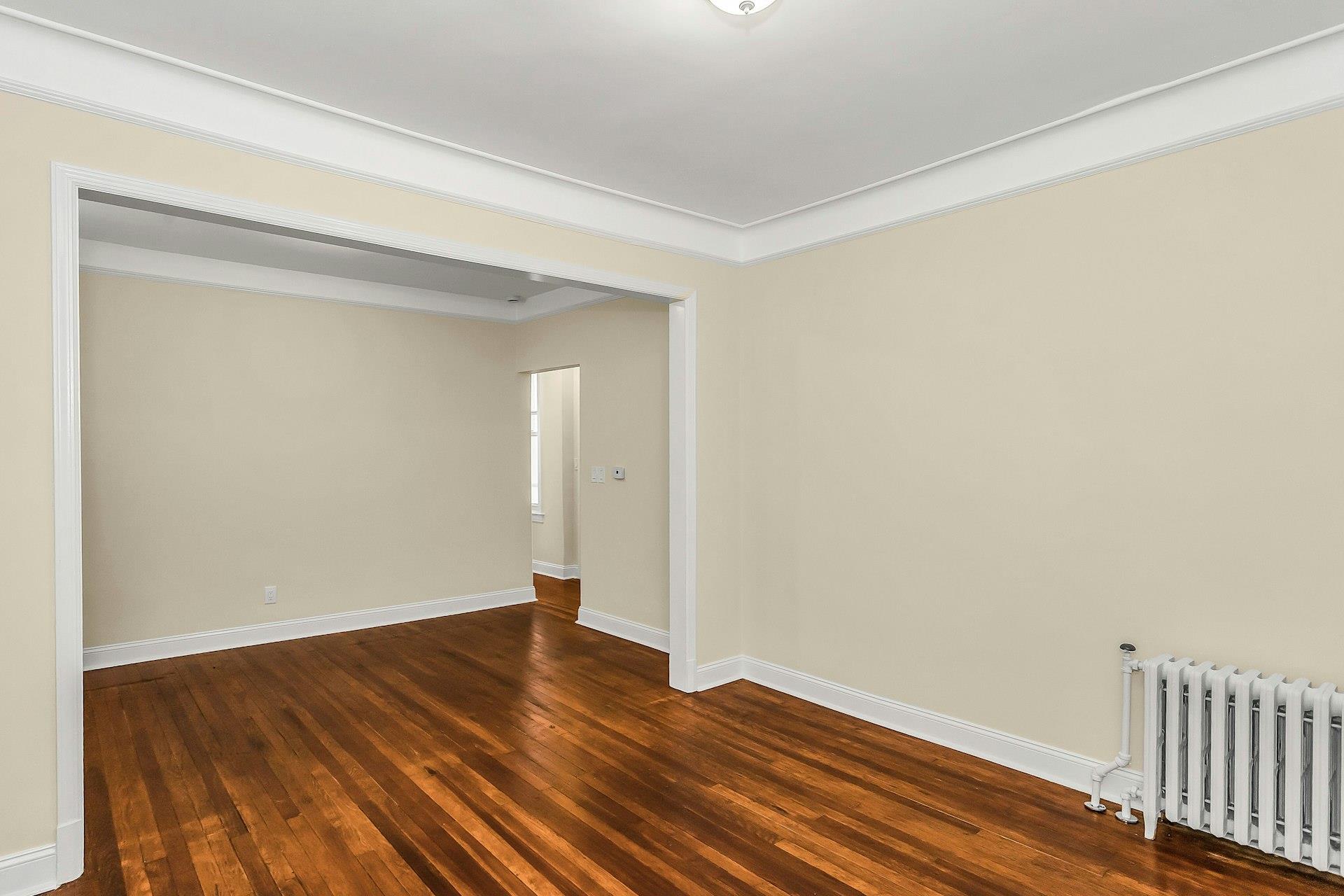 25-34 42nd Street, Astoria, NY 11103