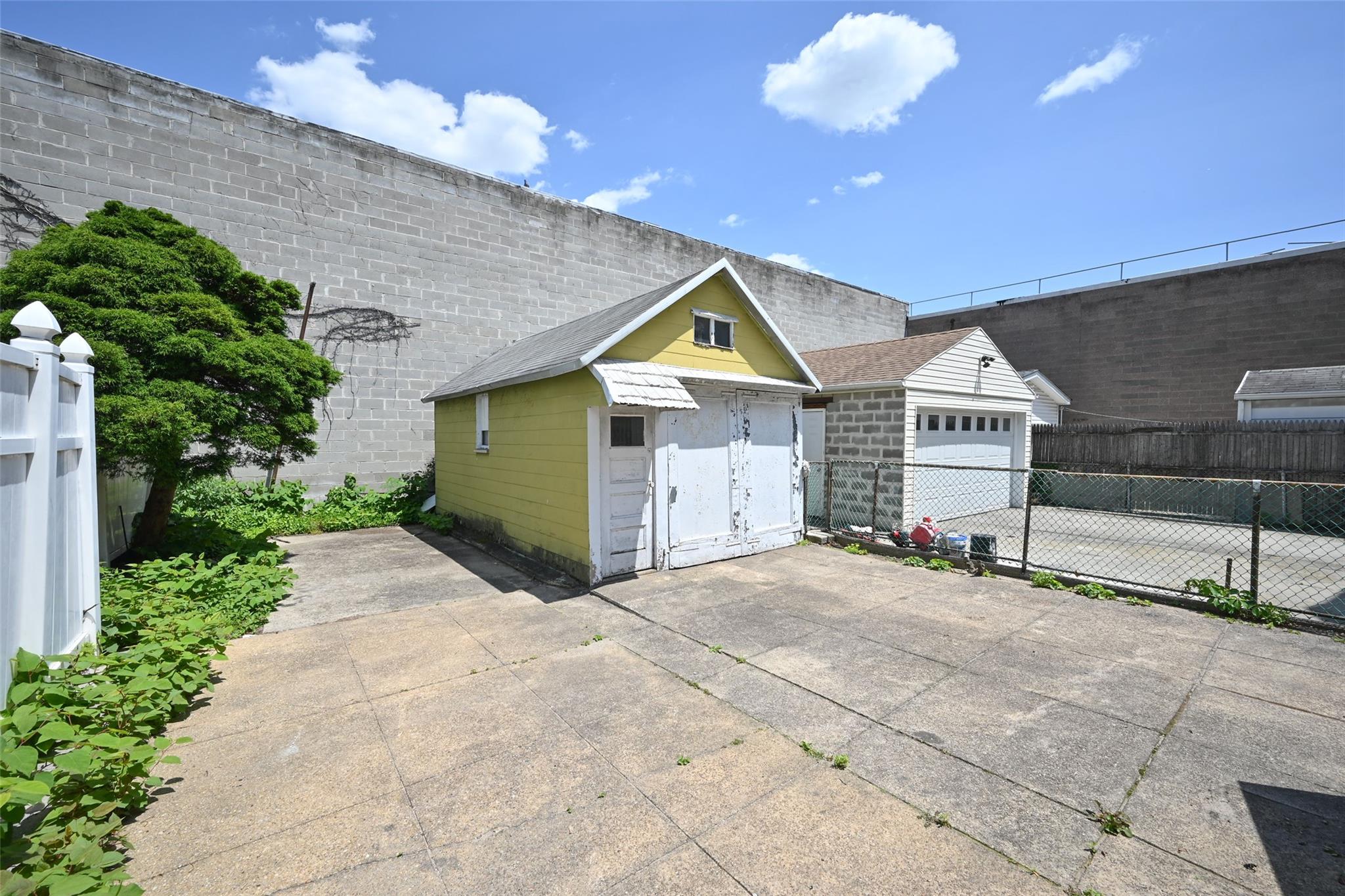 589 Milford Street, Brooklyn, NY 11208