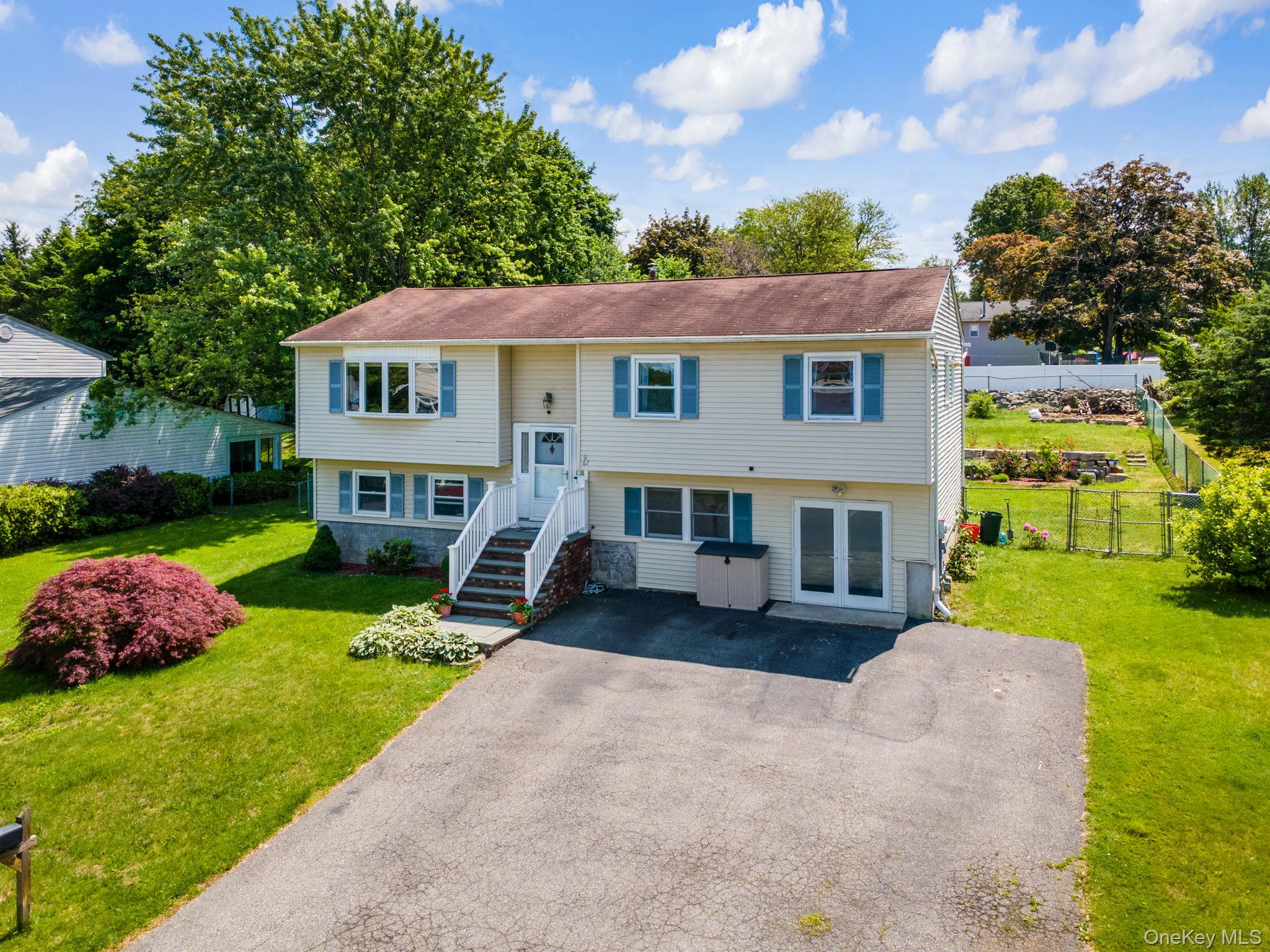 67 Keats Drive, New Windsor, NY 12553