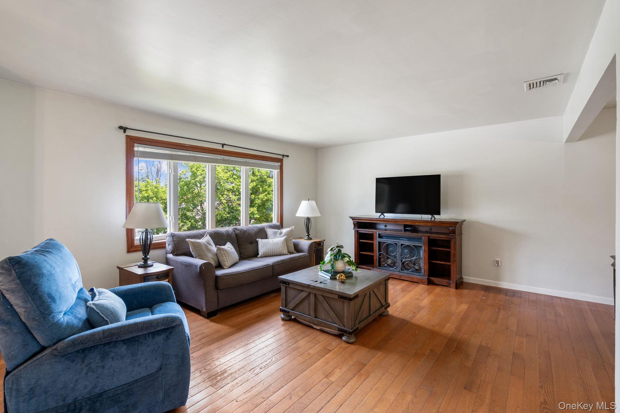 67 Keats Drive, New Windsor, NY 12553