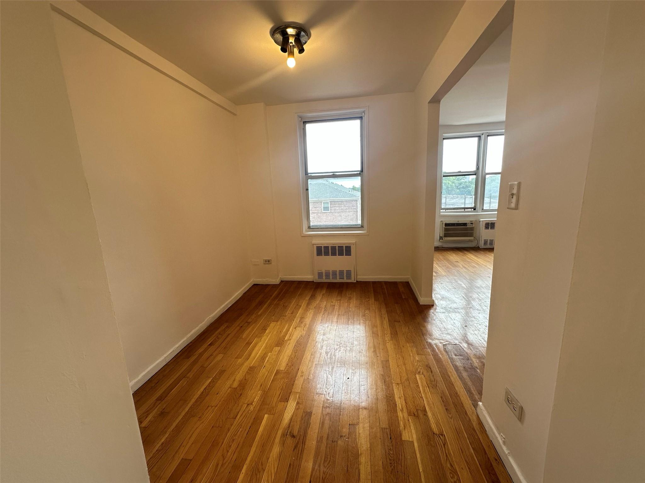 152-72 Melbourne Avenue # 2P, Flushing, NY 11367