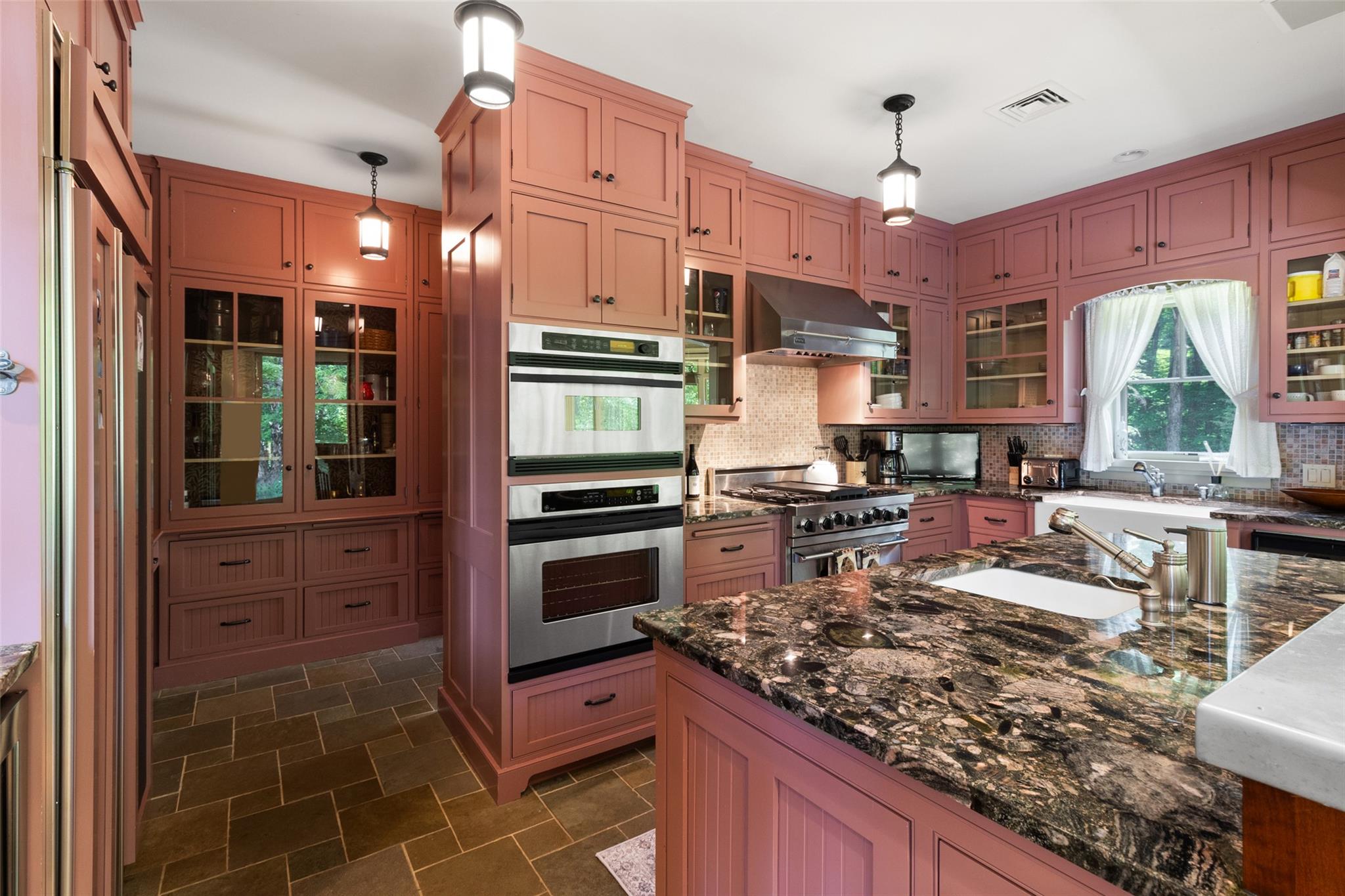 54 Old Stone Hill Road, Pound Ridge, NY 10576