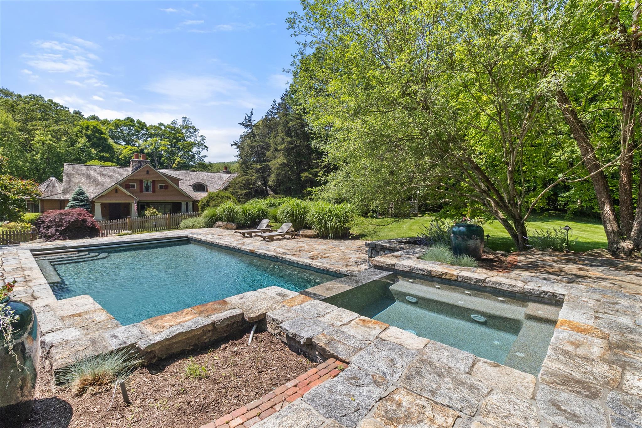 54 Old Stone Hill Road, Pound Ridge, NY 10576