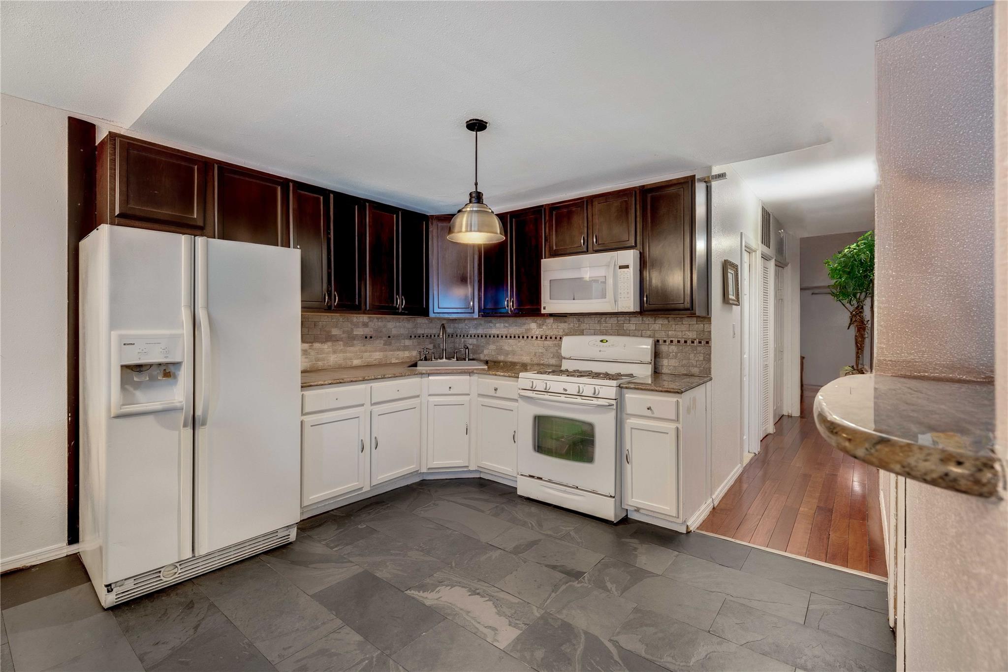 2268 Homer Avenue, Bronx, NY 10473