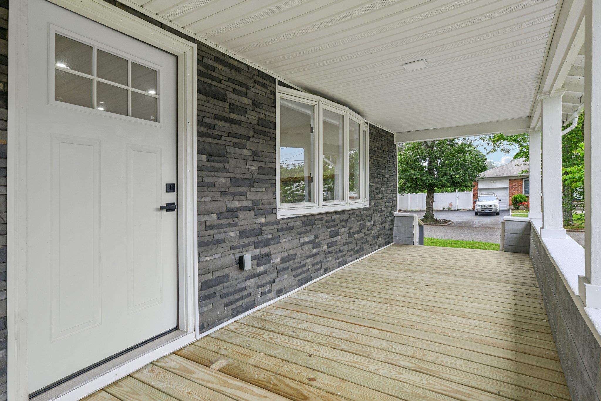 1293 Pulaski Road, East Northport, NY 11731