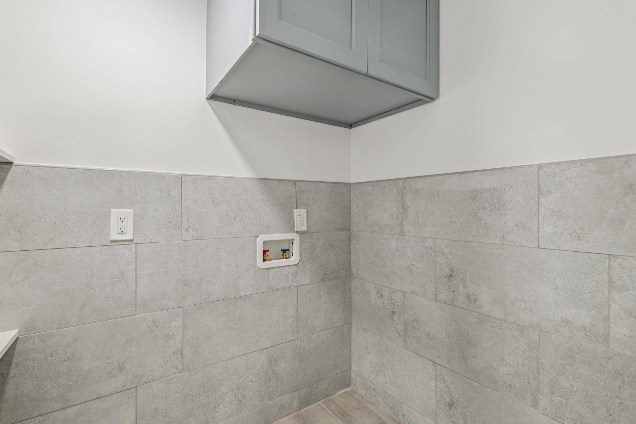 1293 Pulaski Road, East Northport, NY 11731