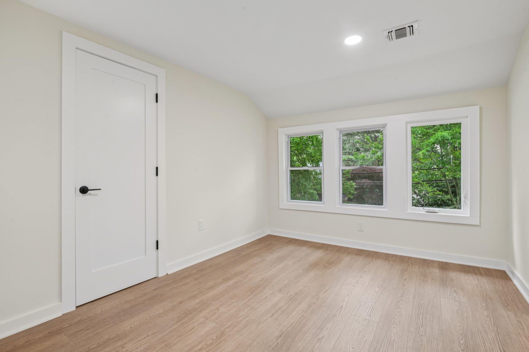 1293 Pulaski Road, East Northport, NY 11731