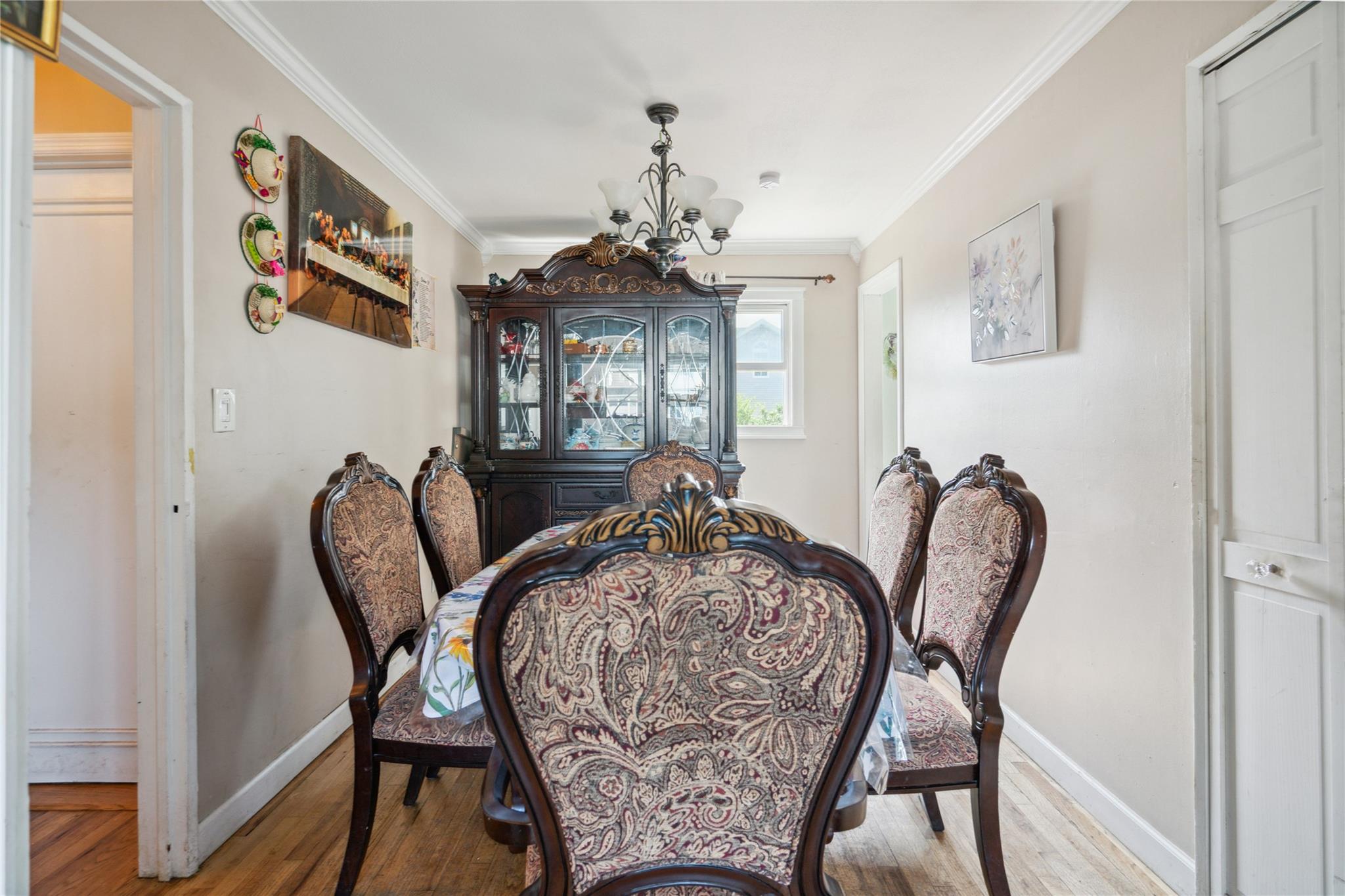 117 Ocean Avenue, Massapequa Park, NY 11762