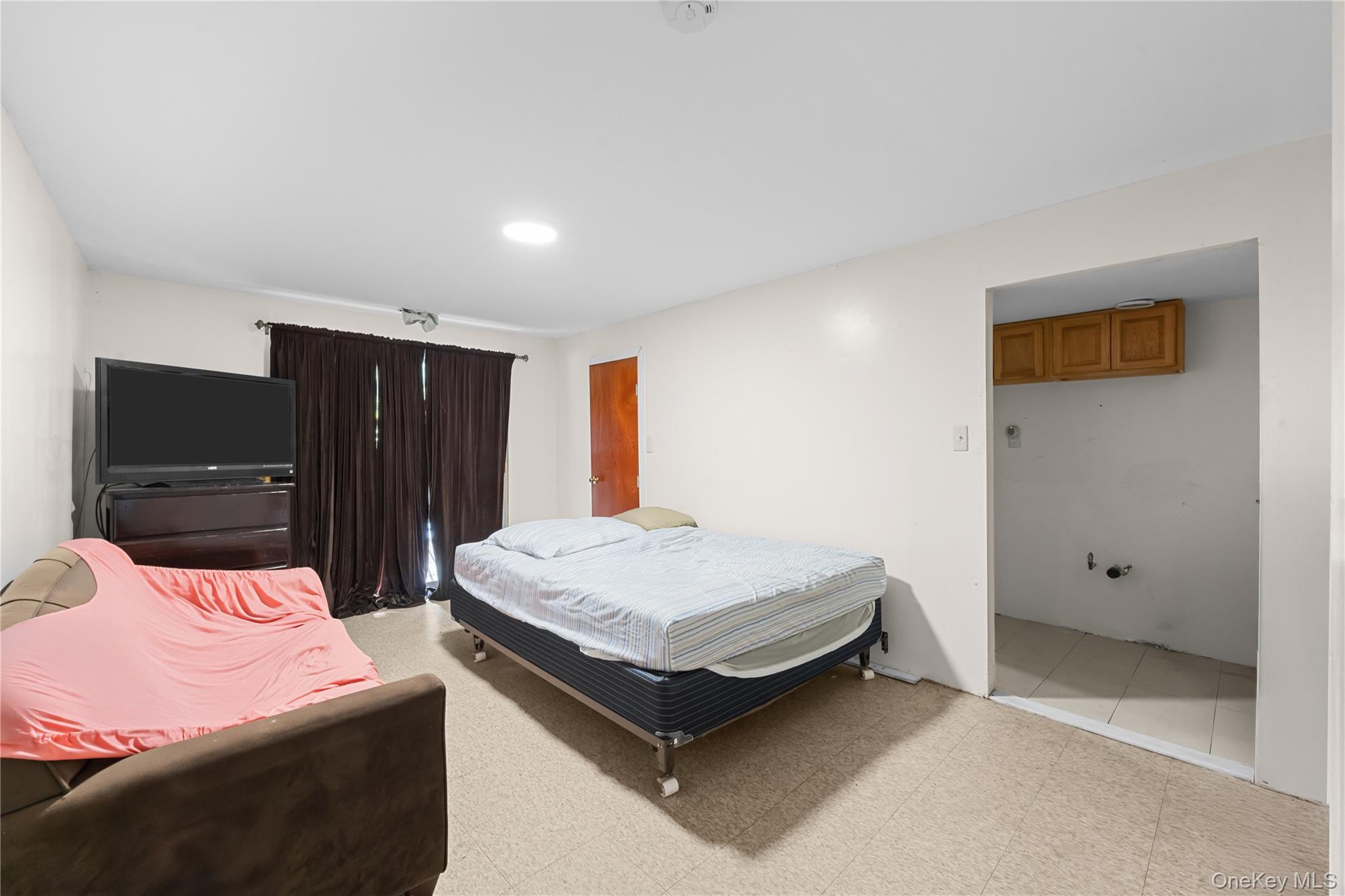 24 Paerdegat 1st Street, Brooklyn, NY 11236