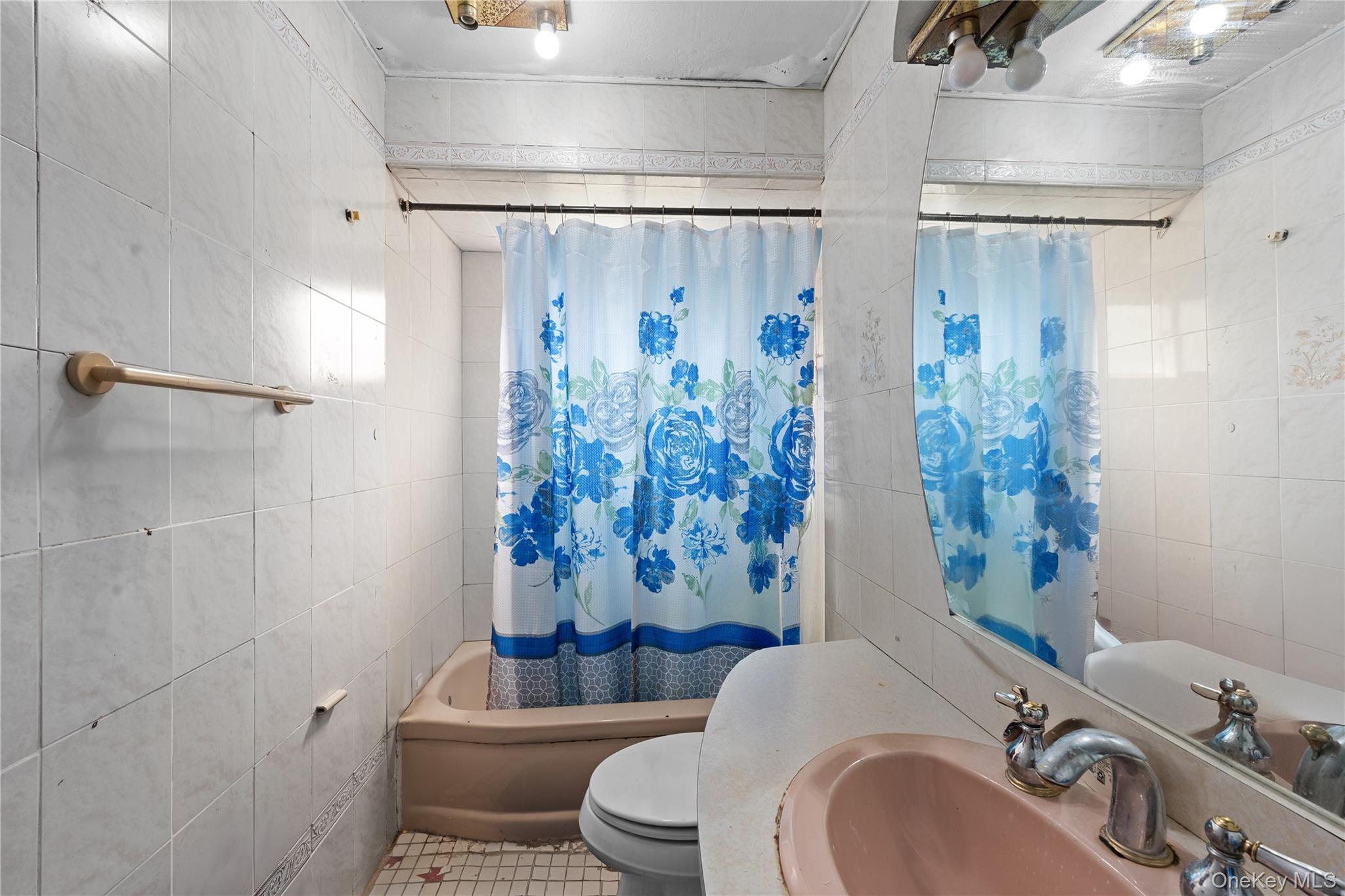 24 Paerdegat 1st Street, Brooklyn, NY 11236