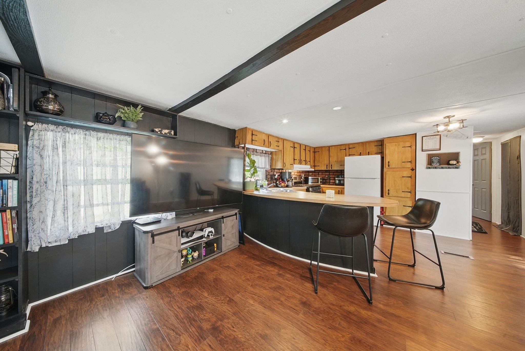 5 Oak Drive, Bloomingburg, NY 12721