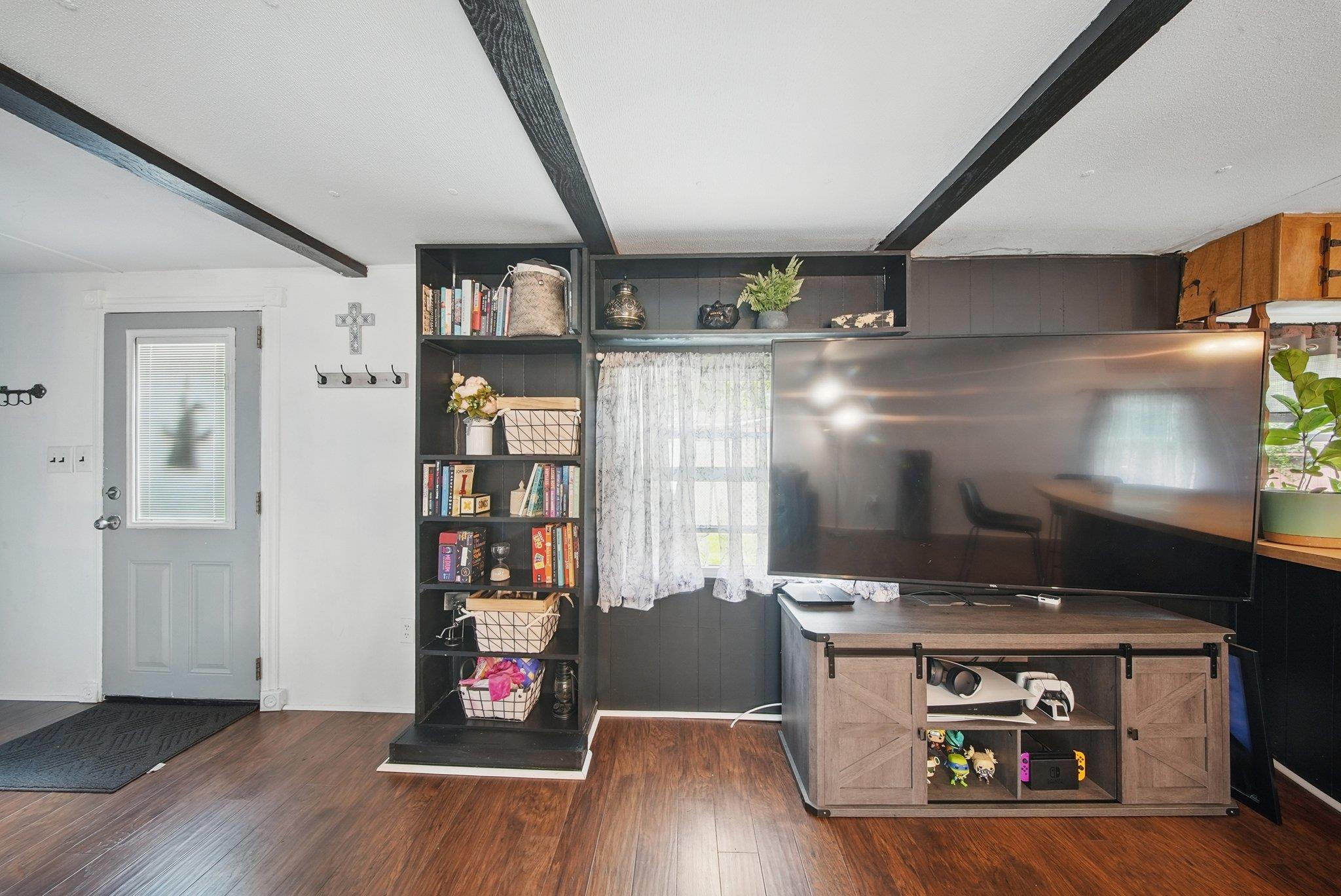 5 Oak Drive, Bloomingburg, NY 12721