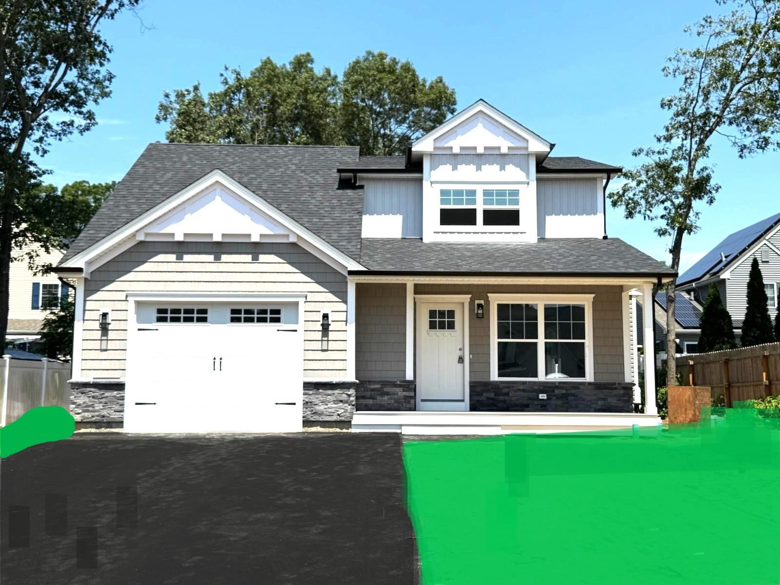 11 St. James Street, Centereach, NY 11720