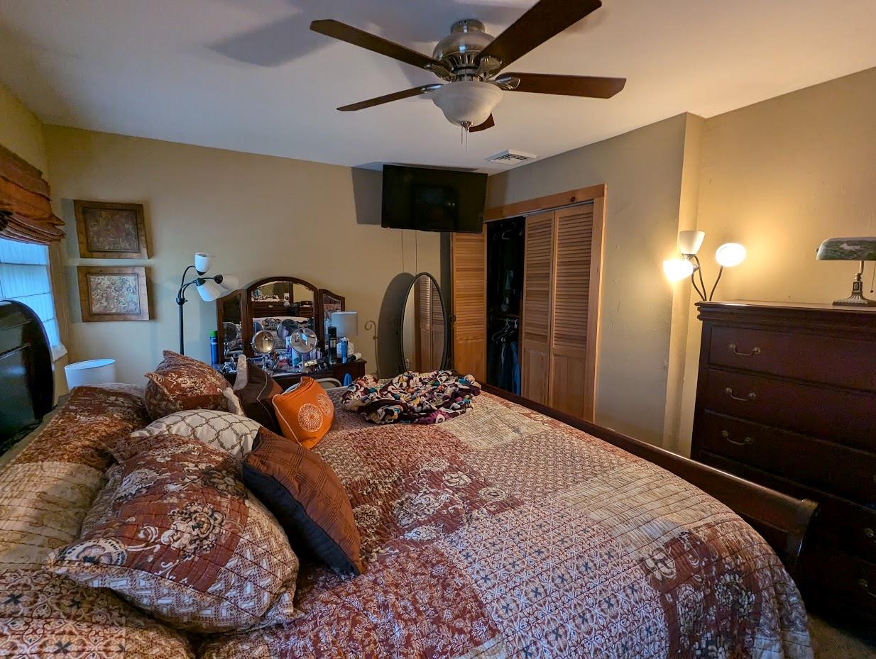 6 Westerly Court, Hampton Bays, NY 11946