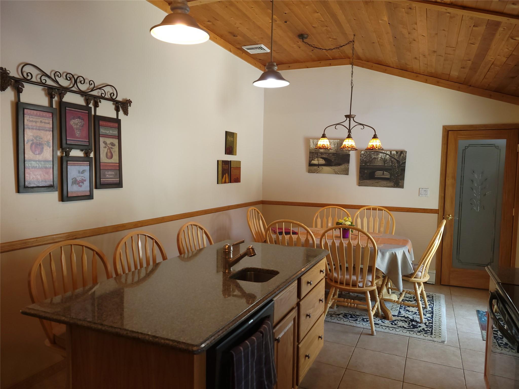 6 Westerly Court, Hampton Bays, NY 11946