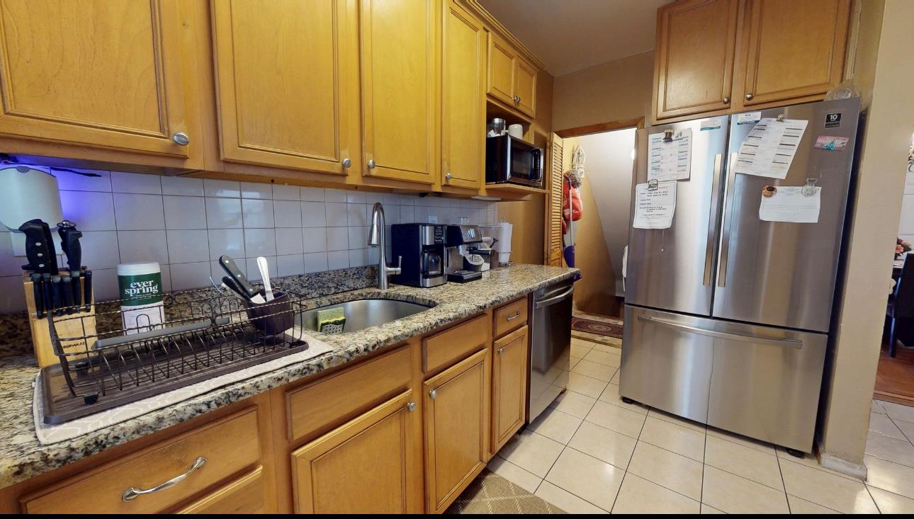 2547 Laconia Avenue, Bronx, NY 10469