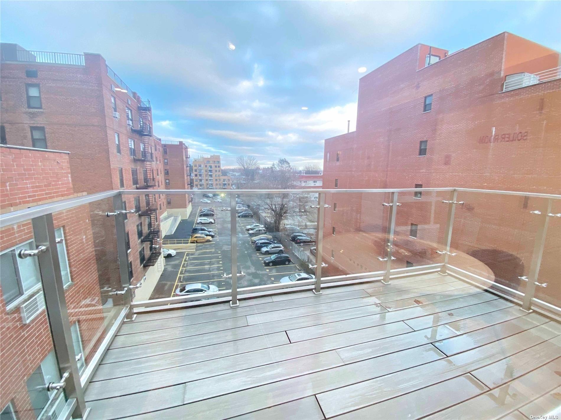 4223 Parsons Boulevard # 1E, Flushing, NY 11355