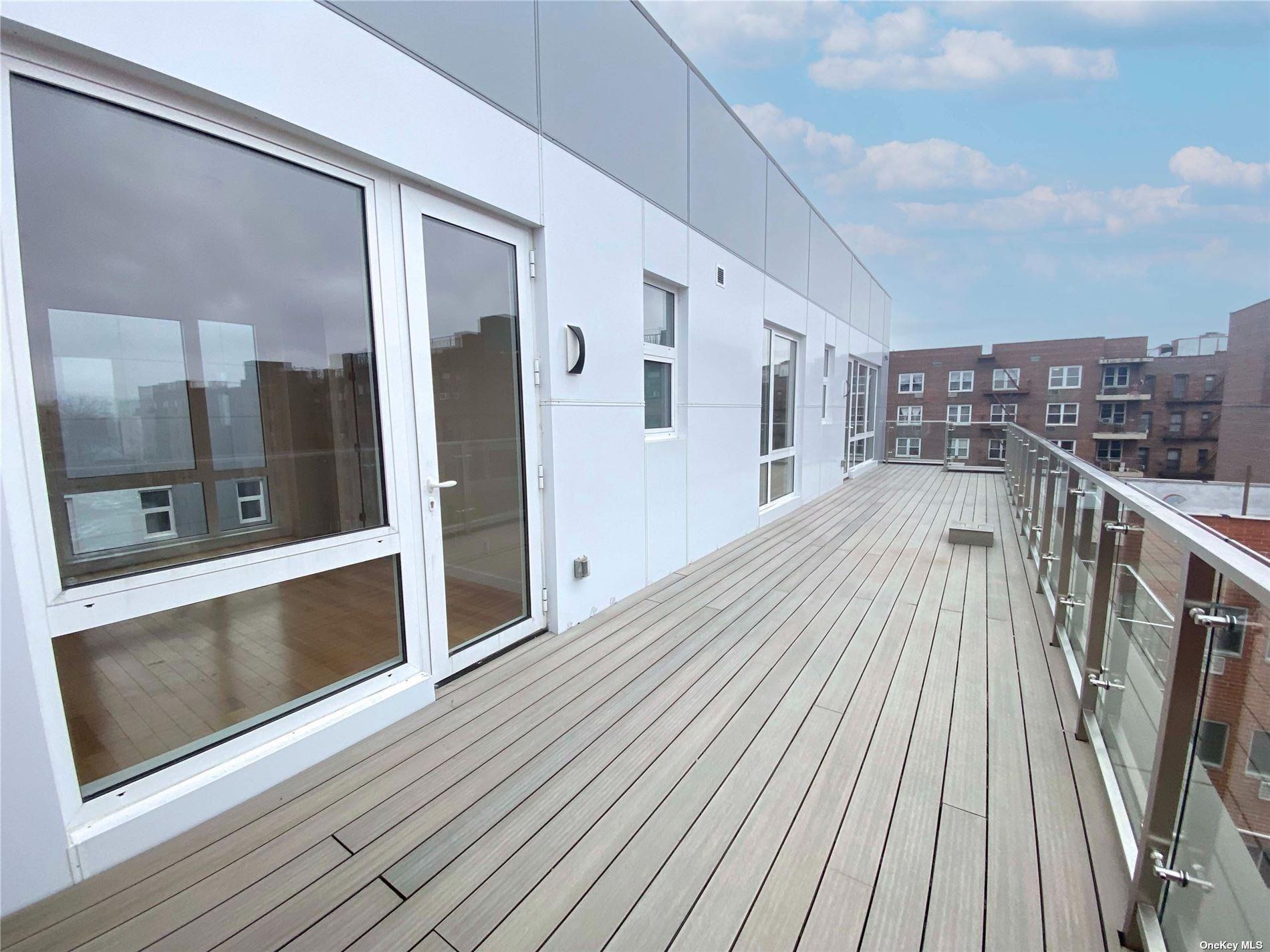 4223 Parsons Boulevard # 1E, Flushing, NY 11355