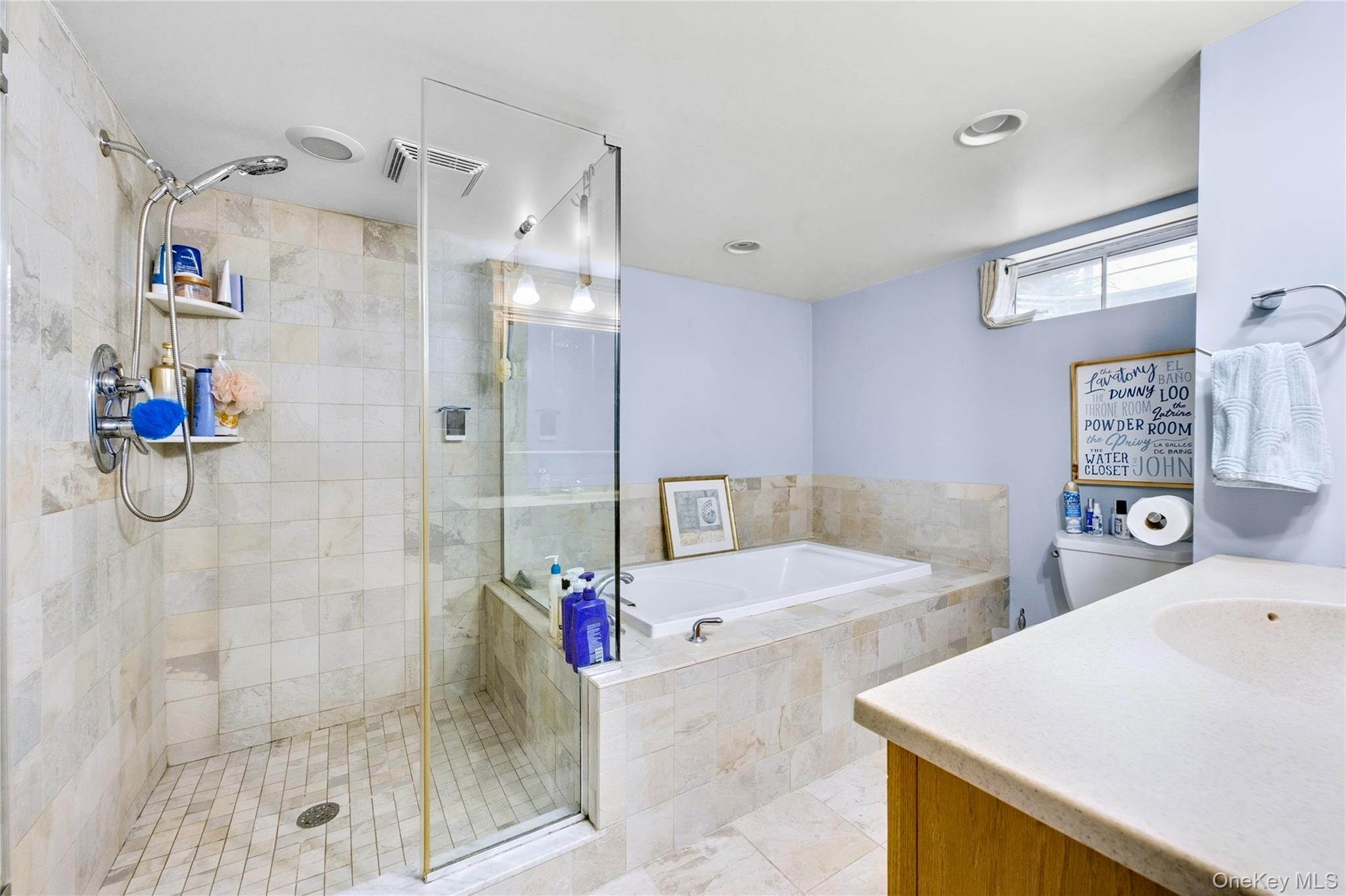 56 15th Avenue, West Babylon, NY 11704