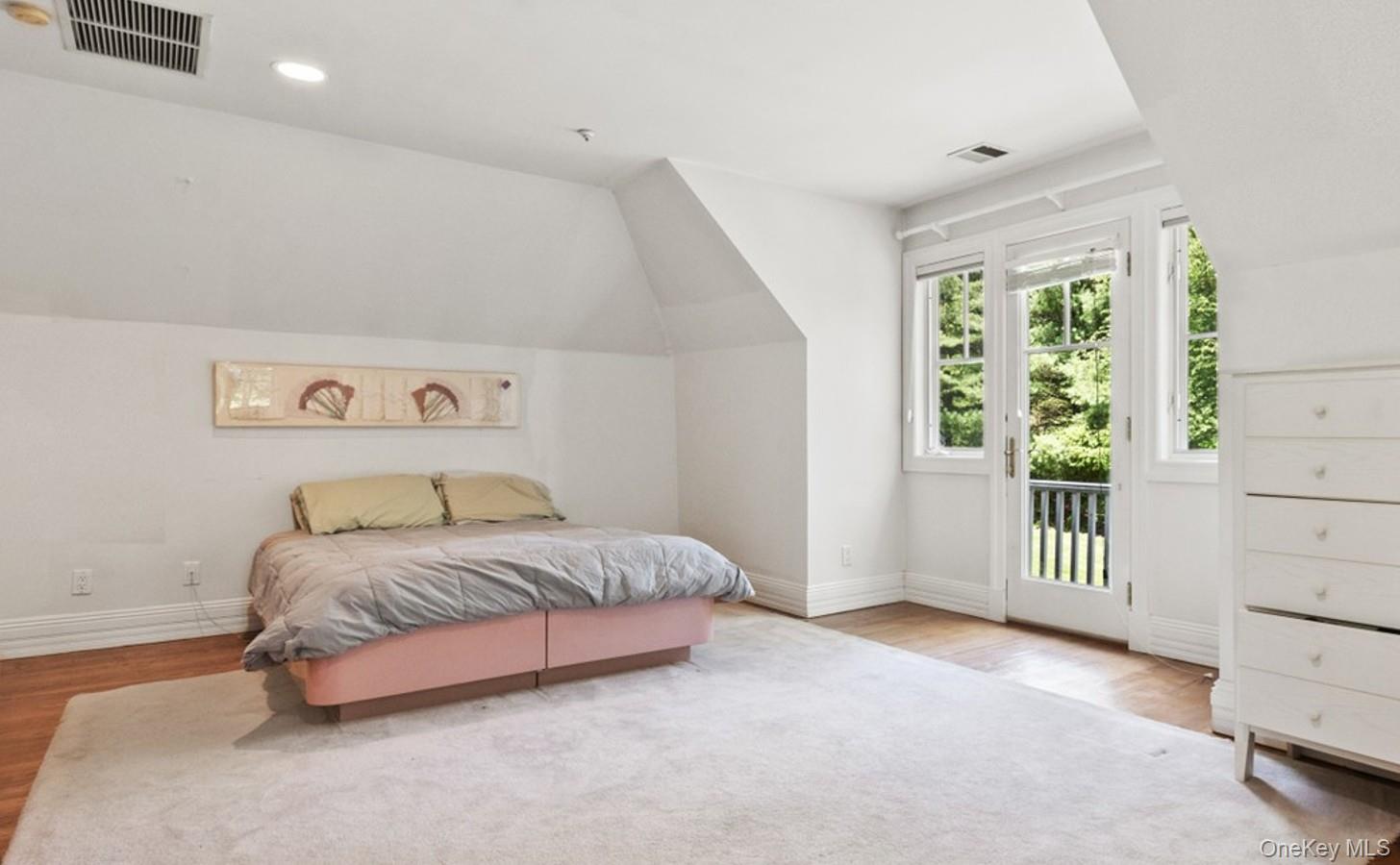 61 Carolyn Place, Chappaqua, NY 10514