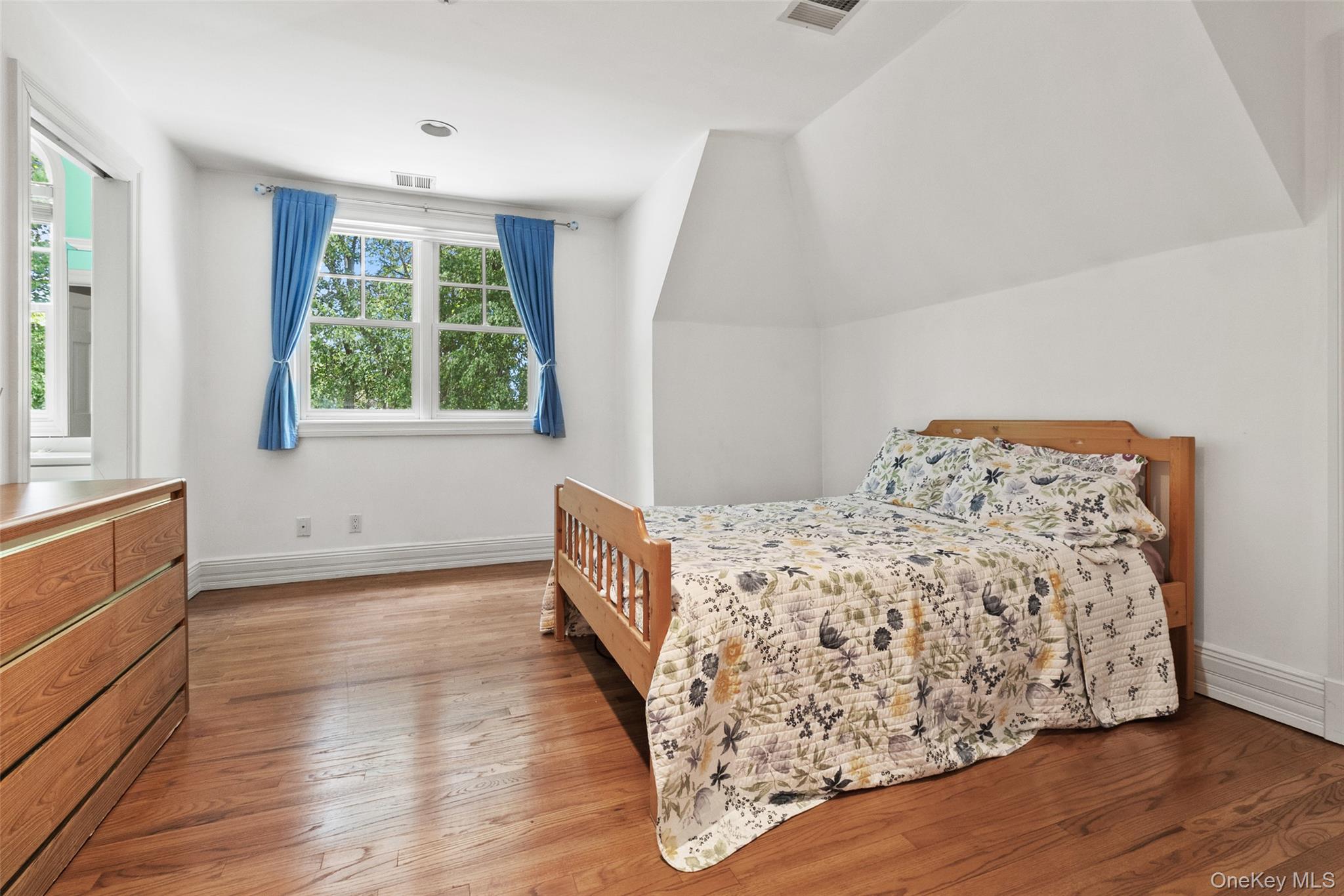 61 Carolyn Place, Chappaqua, NY 10514