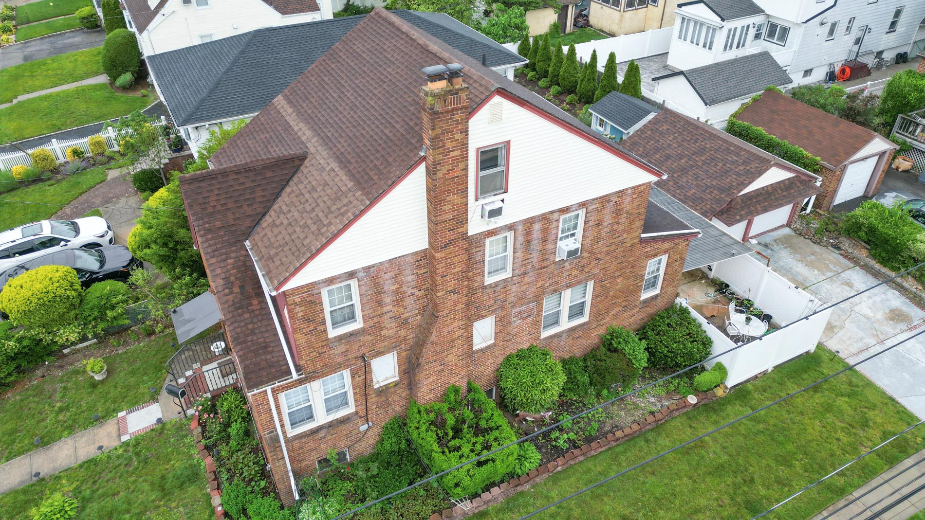 165 Page Rd Road, Valley Stream, NY 11581