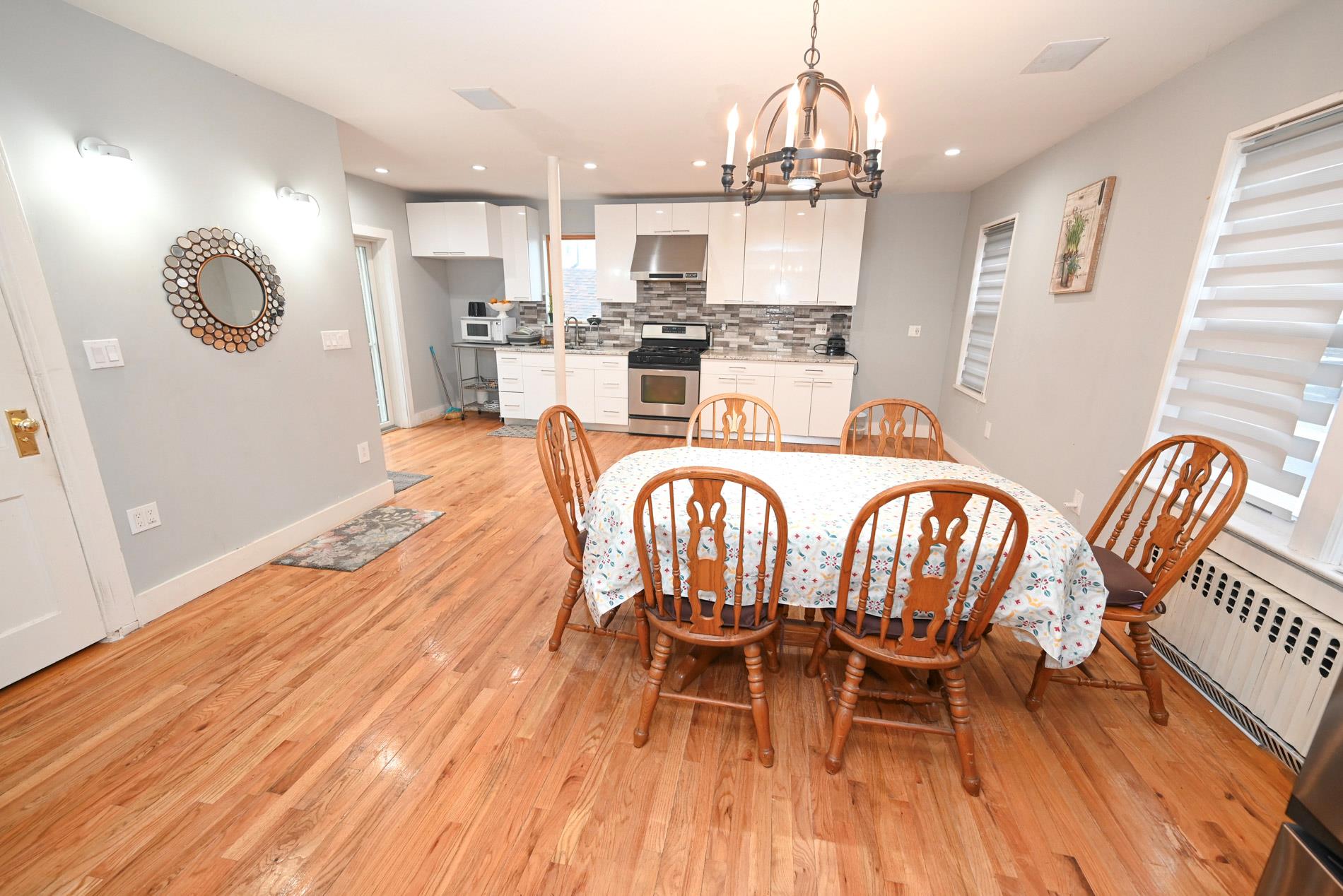 165 Page Rd Road, Valley Stream, NY 11581