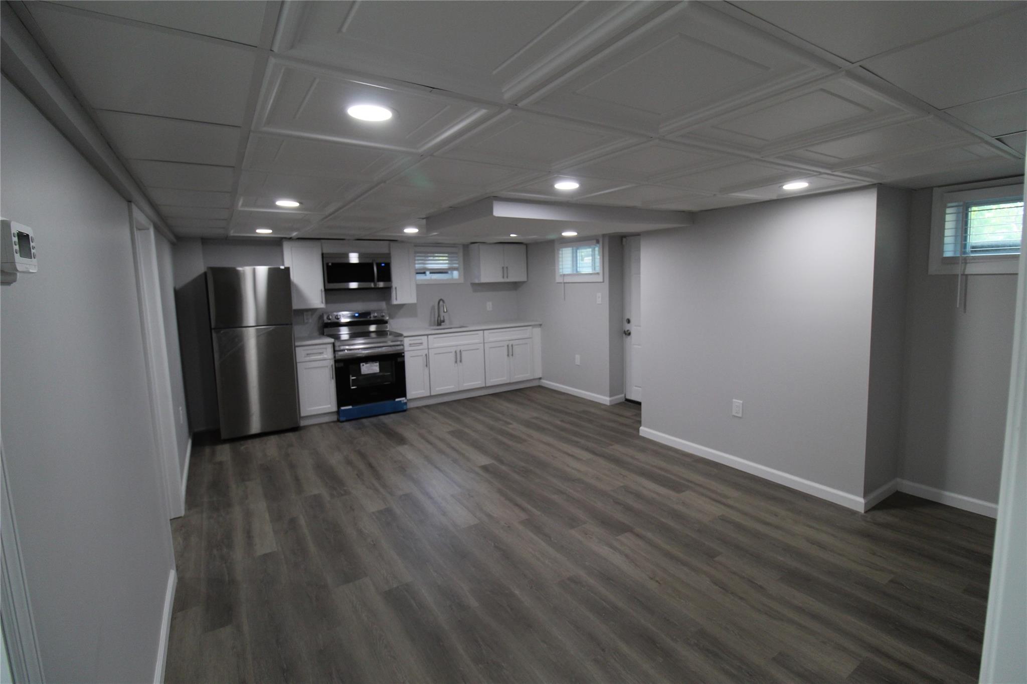 23 Frederick Avenue, Bay Shore, NY 11706