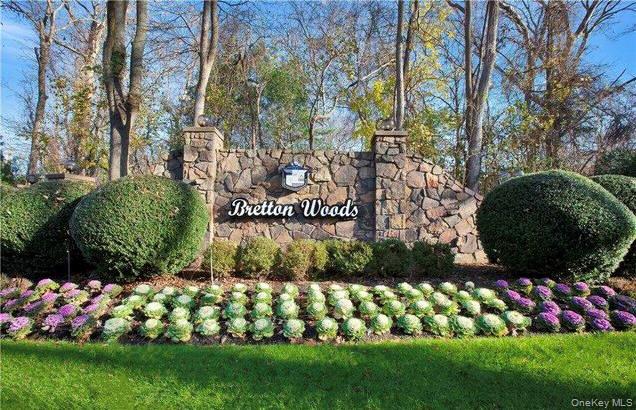 850 Skyline Drive # 850, Brookhaven, NY 11727