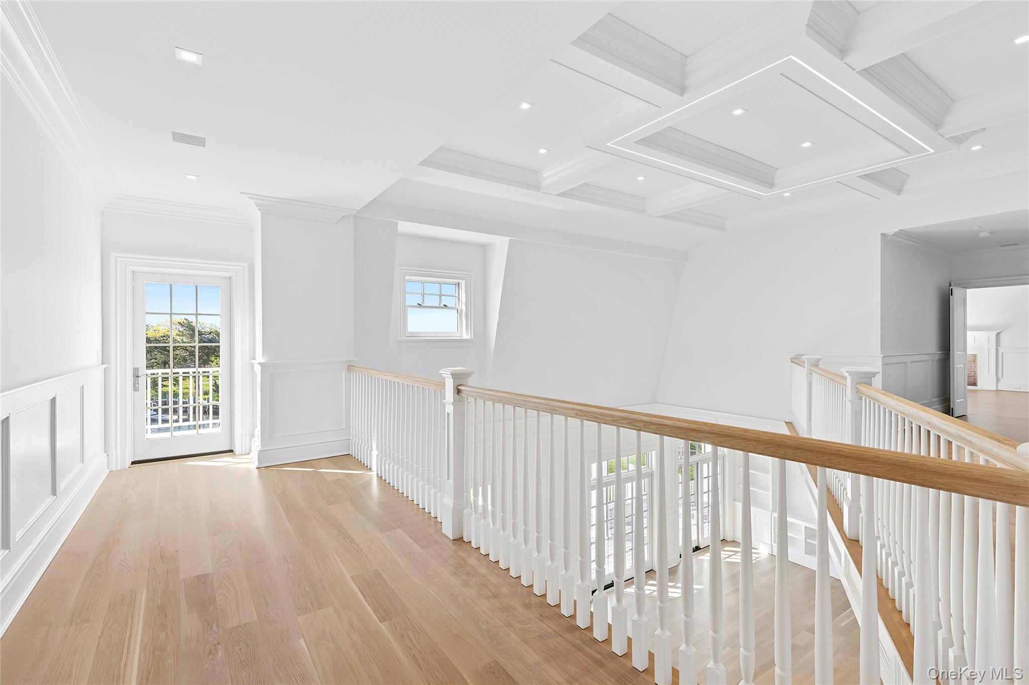 44 Club Lane, Remsenburg, NY 11960