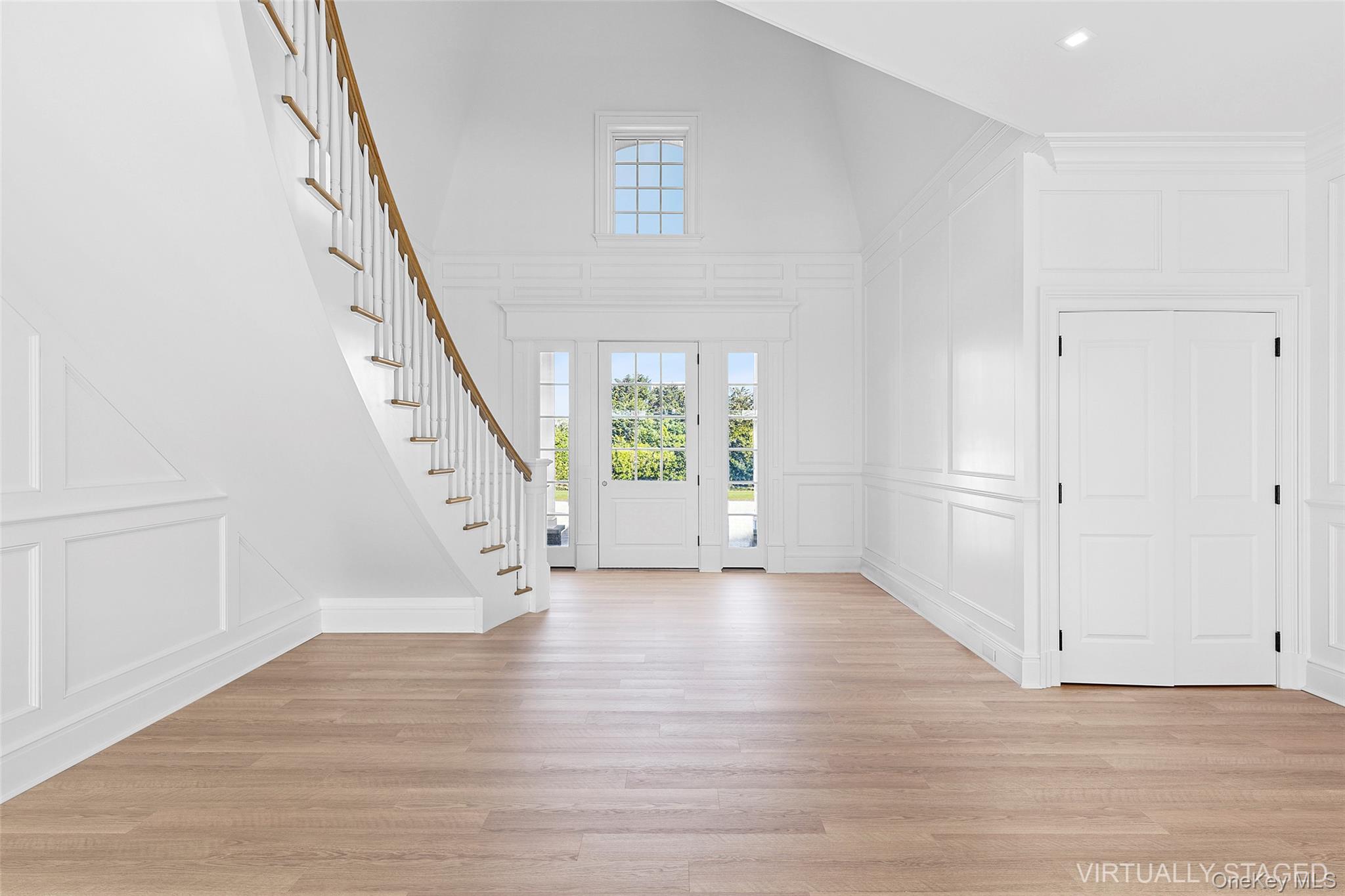 44 Club Lane, Remsenburg, NY 11960