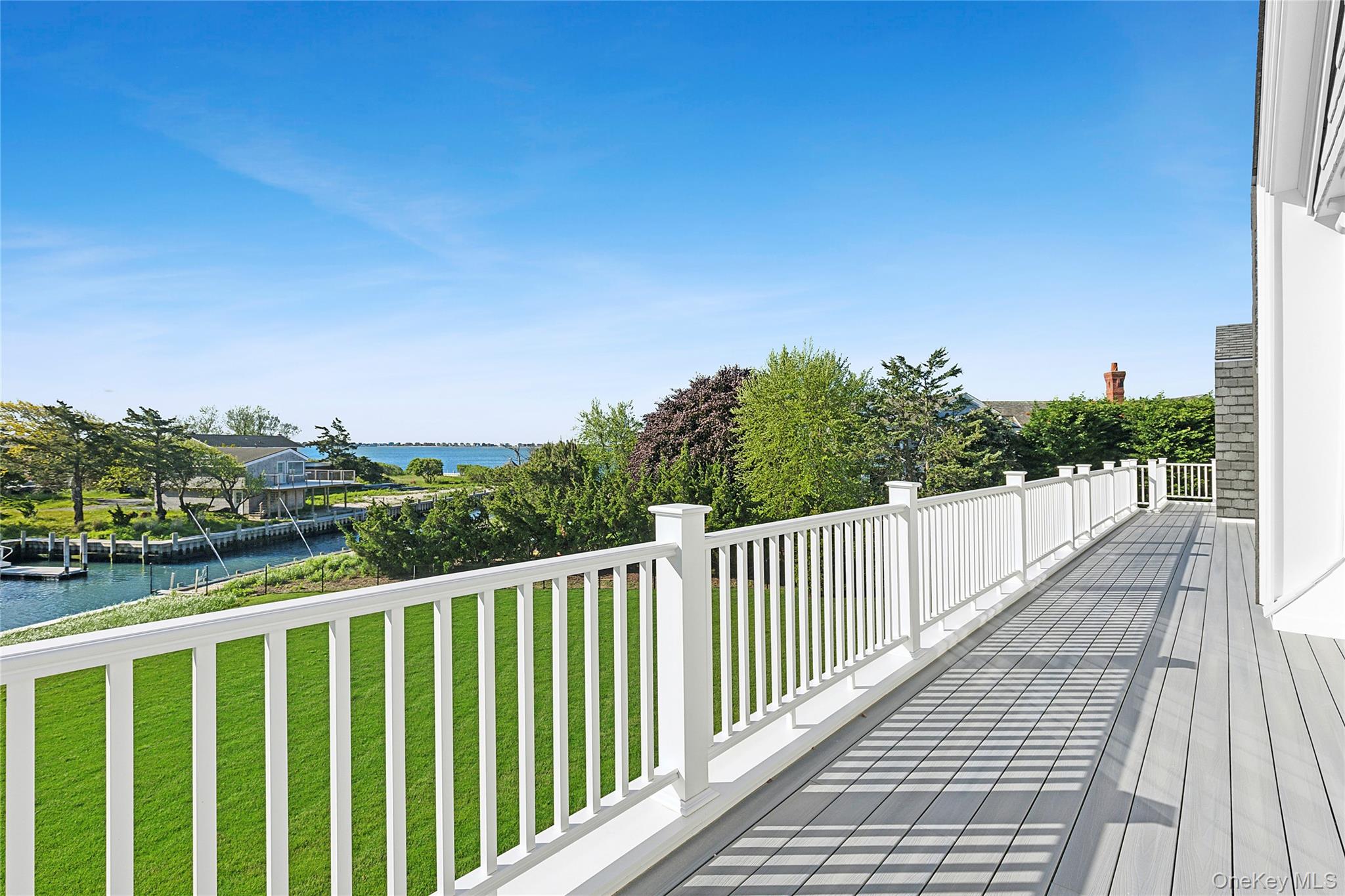 44 Club Lane, Remsenburg, NY 11960