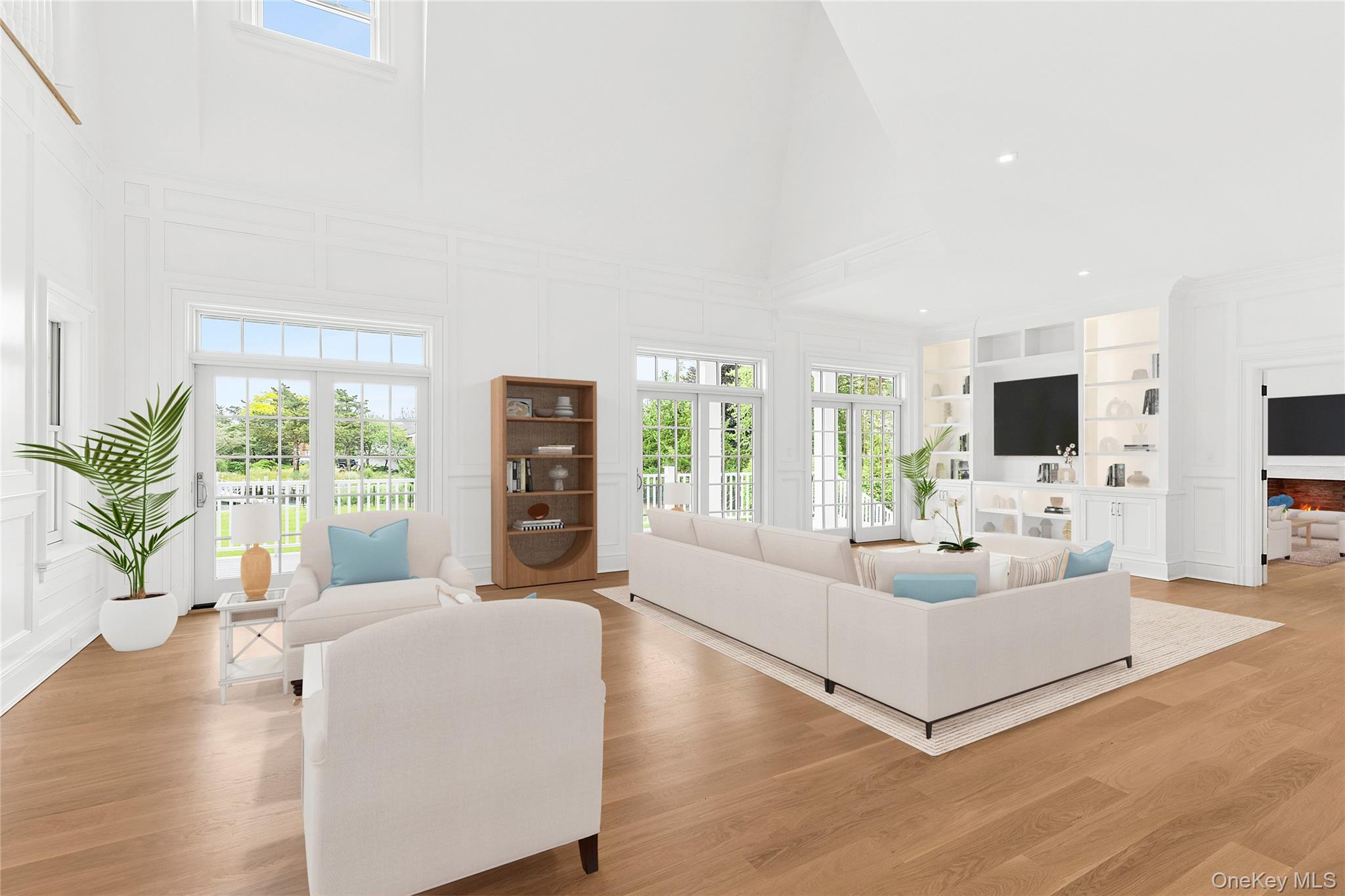 44 Club Lane, Remsenburg, NY 11960