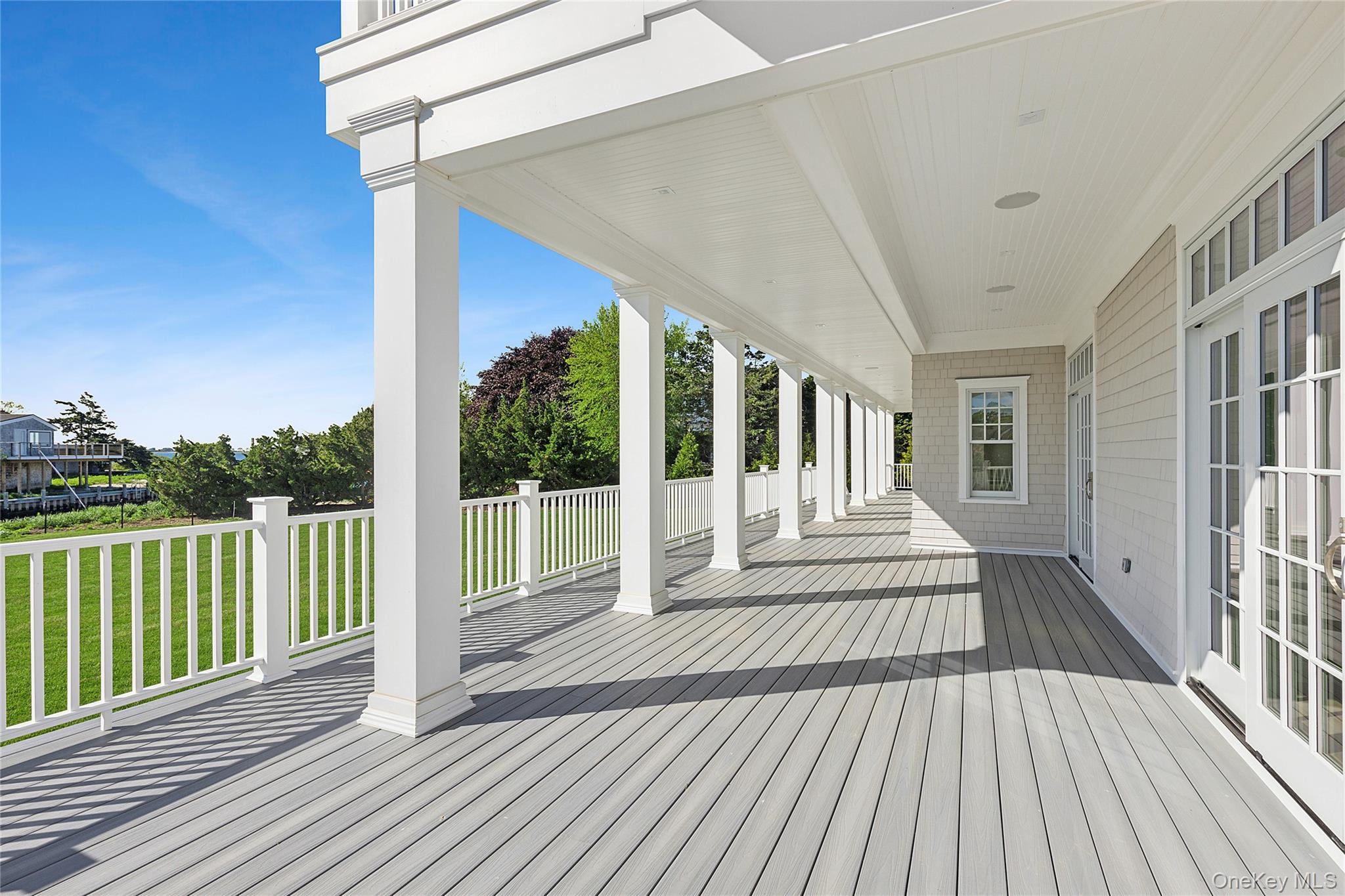 44 Club Lane, Remsenburg, NY 11960