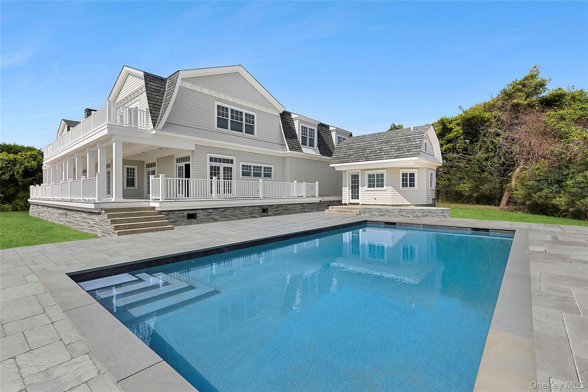 44 Club Lane, Remsenburg, NY 11960