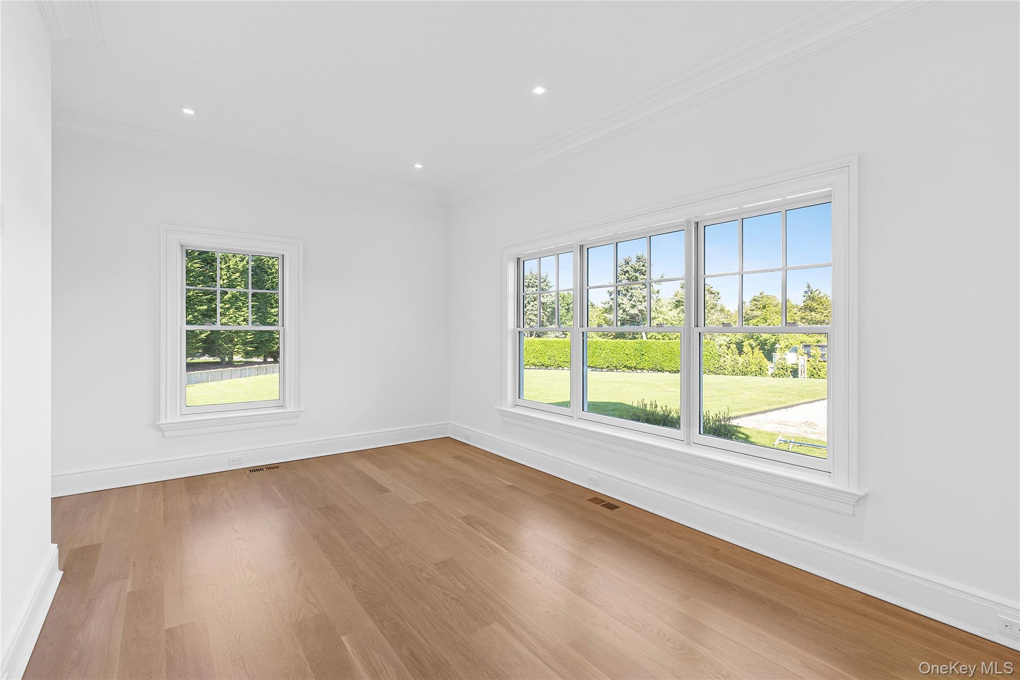 44 Club Lane, Remsenburg, NY 11960