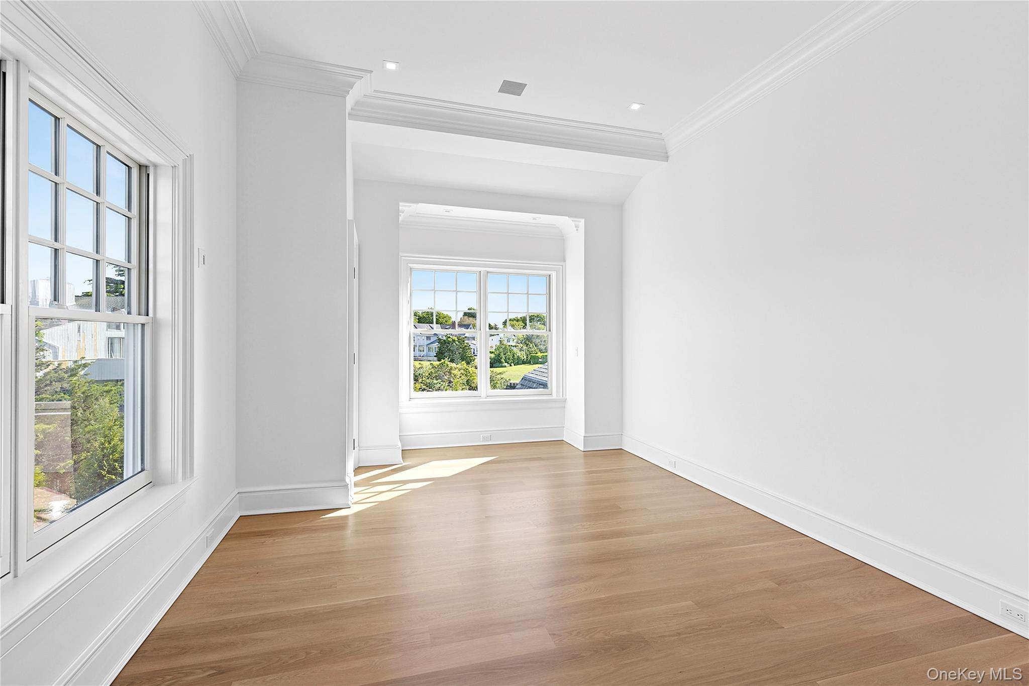 44 Club Lane, Remsenburg, NY 11960