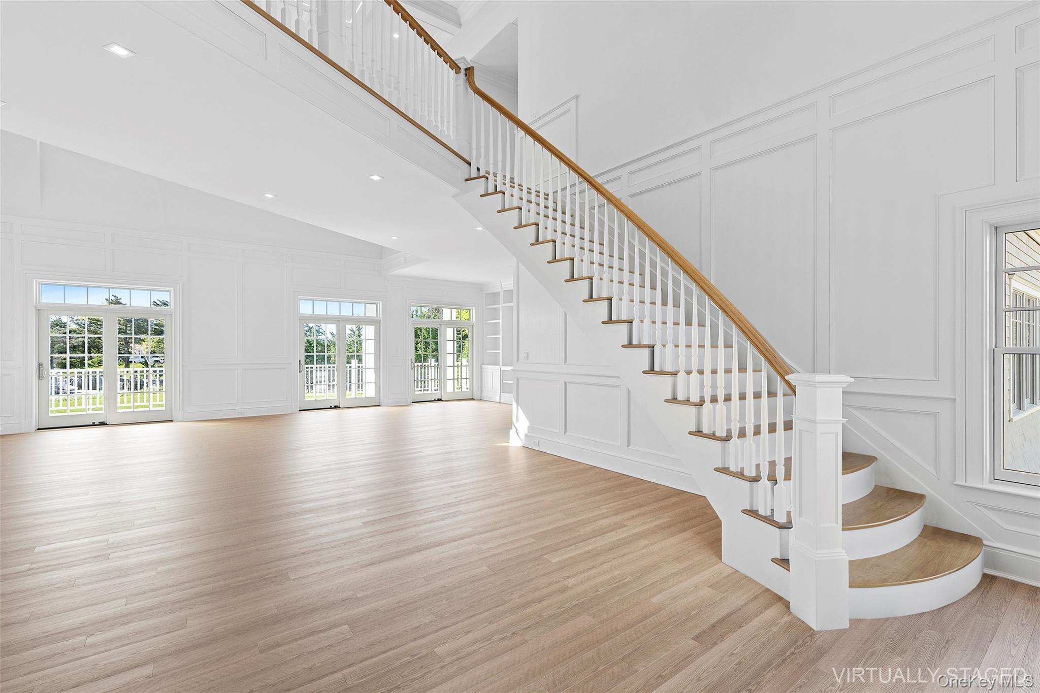 44 Club Lane, Remsenburg, NY 11960