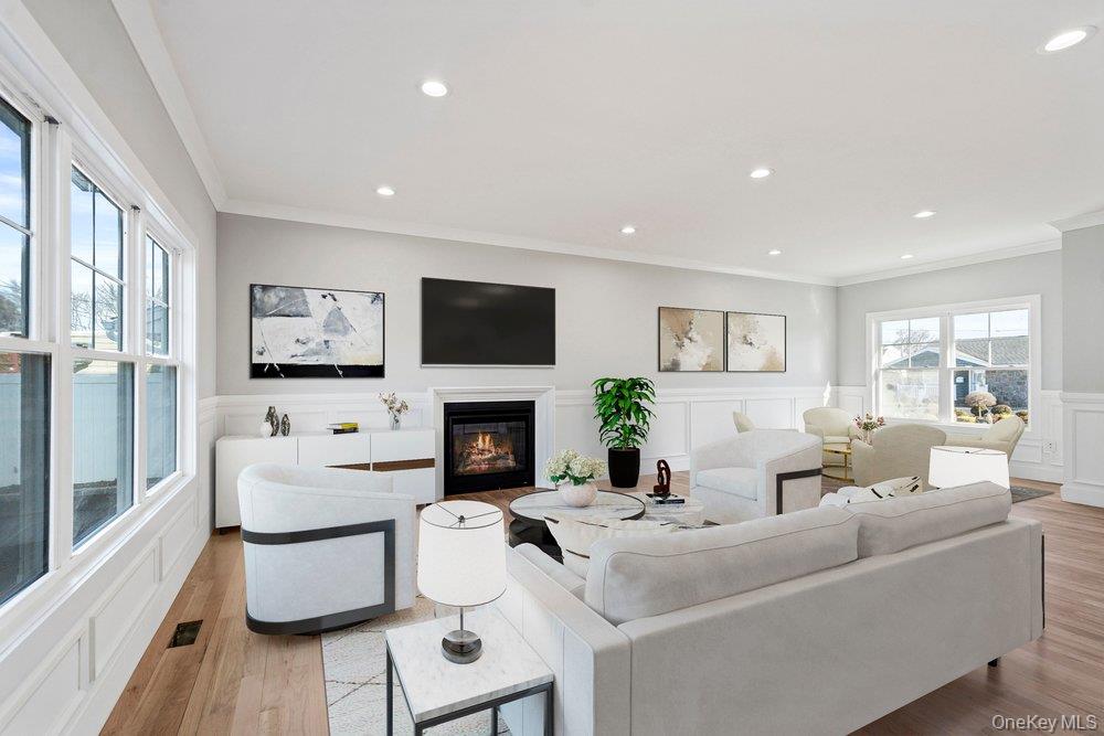 56 Seitz Drive, Bethpage, NY 11714