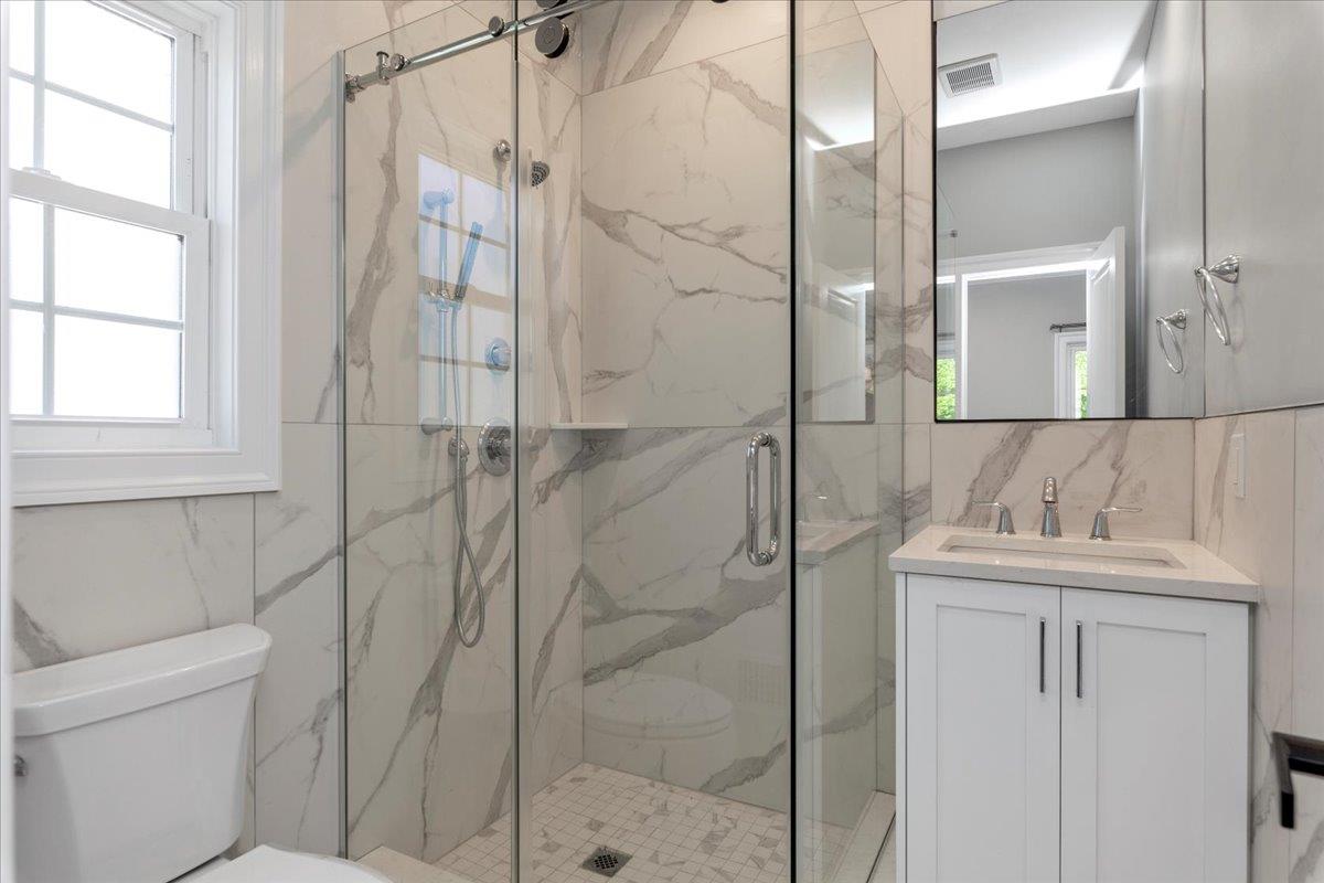 56 Seitz Drive, Bethpage, NY 11714