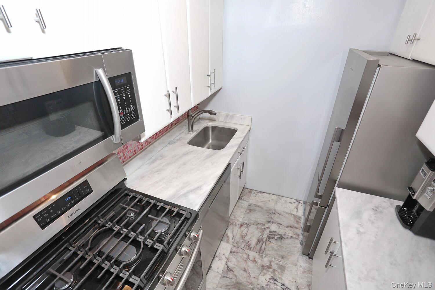 311 71st Street E # 10A, New York (Manhattan), NY 10021