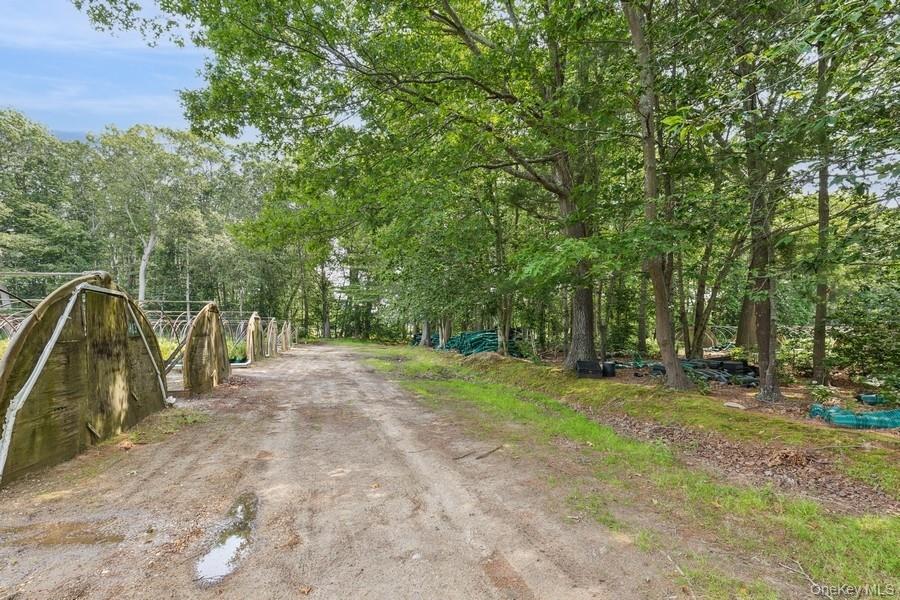 550 / 538 Herricks Lane, Jamesport, NY 11901