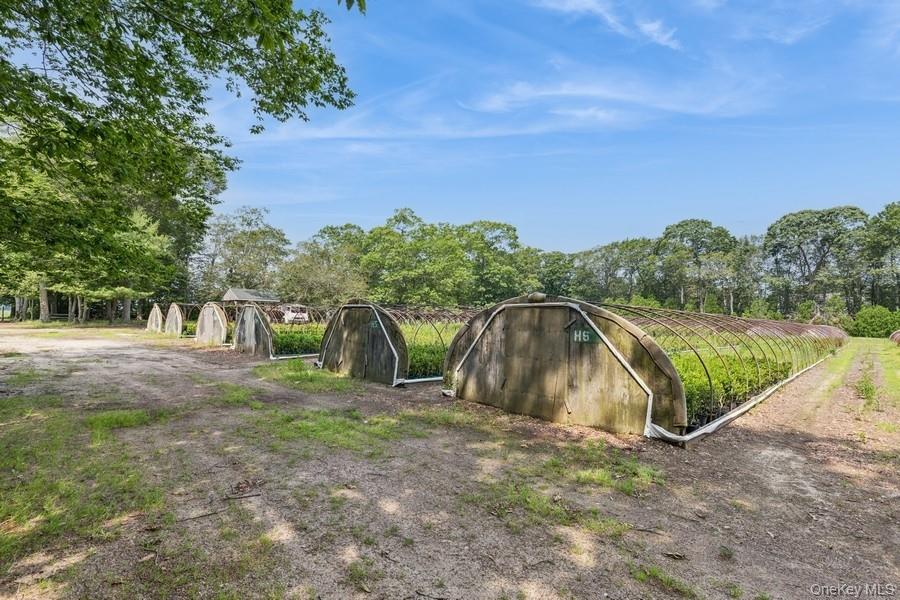 550 / 538 Herricks Lane, Jamesport, NY 11901